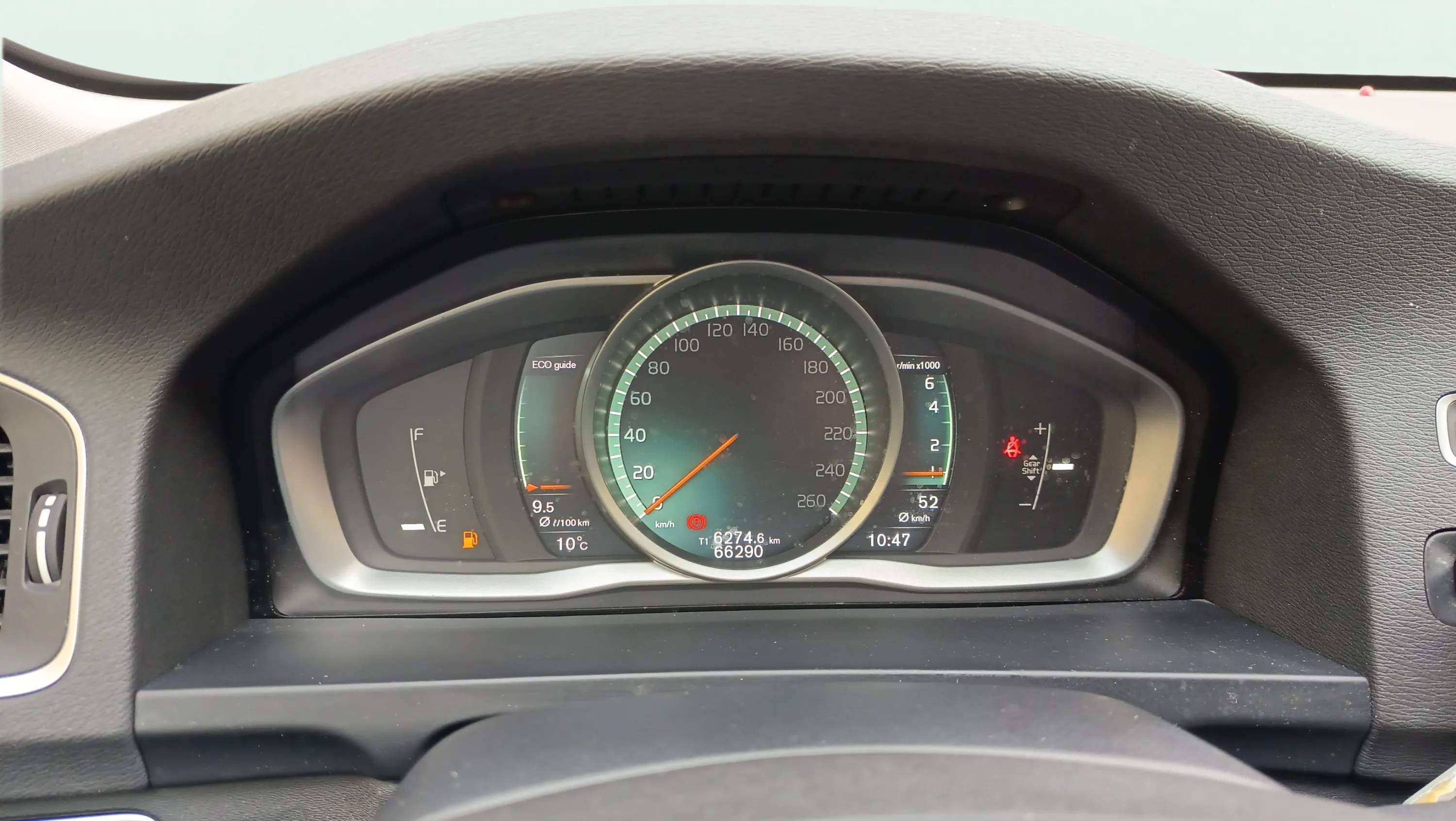 Volvo V60 2.0 T3 Kinetic - foto 9
