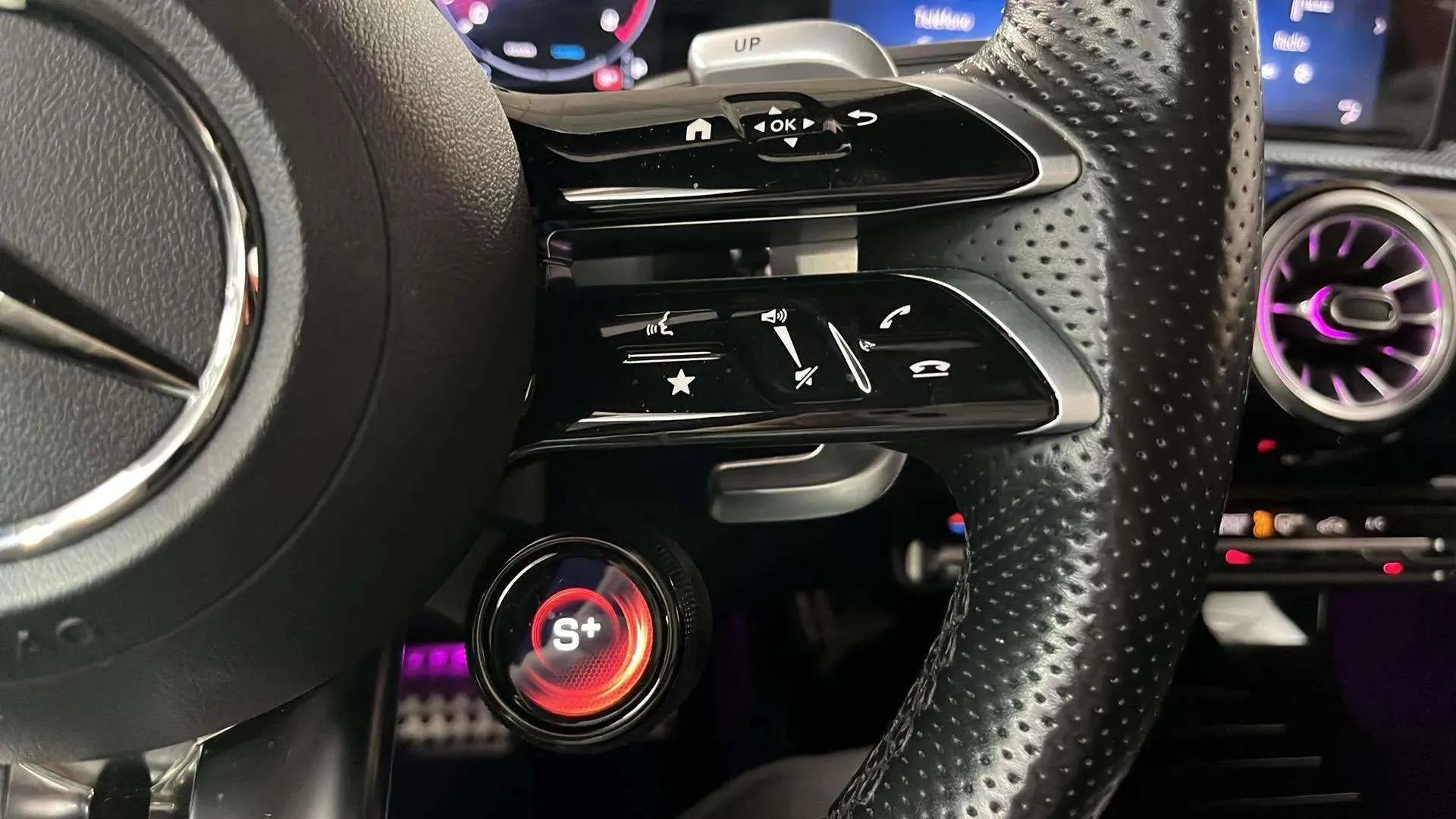 Mercedes-Benz Clase A A35 AMG - foto 19