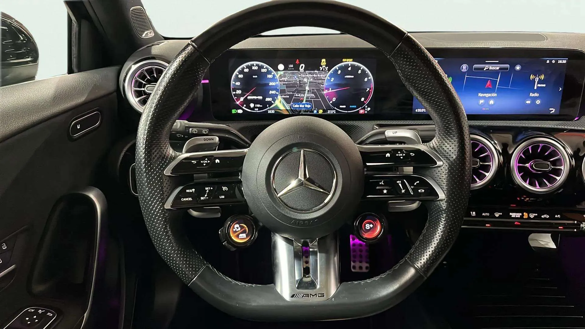 Mercedes-Benz Clase A A35 AMG - foto 10