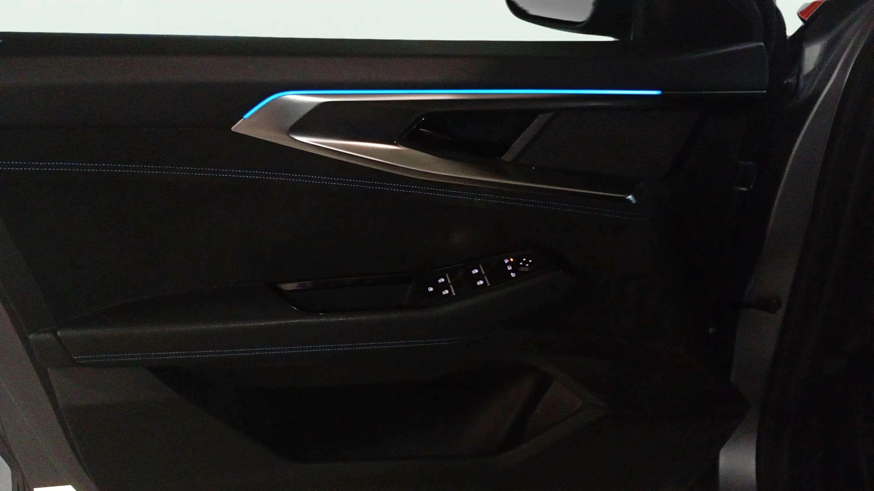 Renault Austral Techno Esprit Alpin Mild Hybrid - foto 17