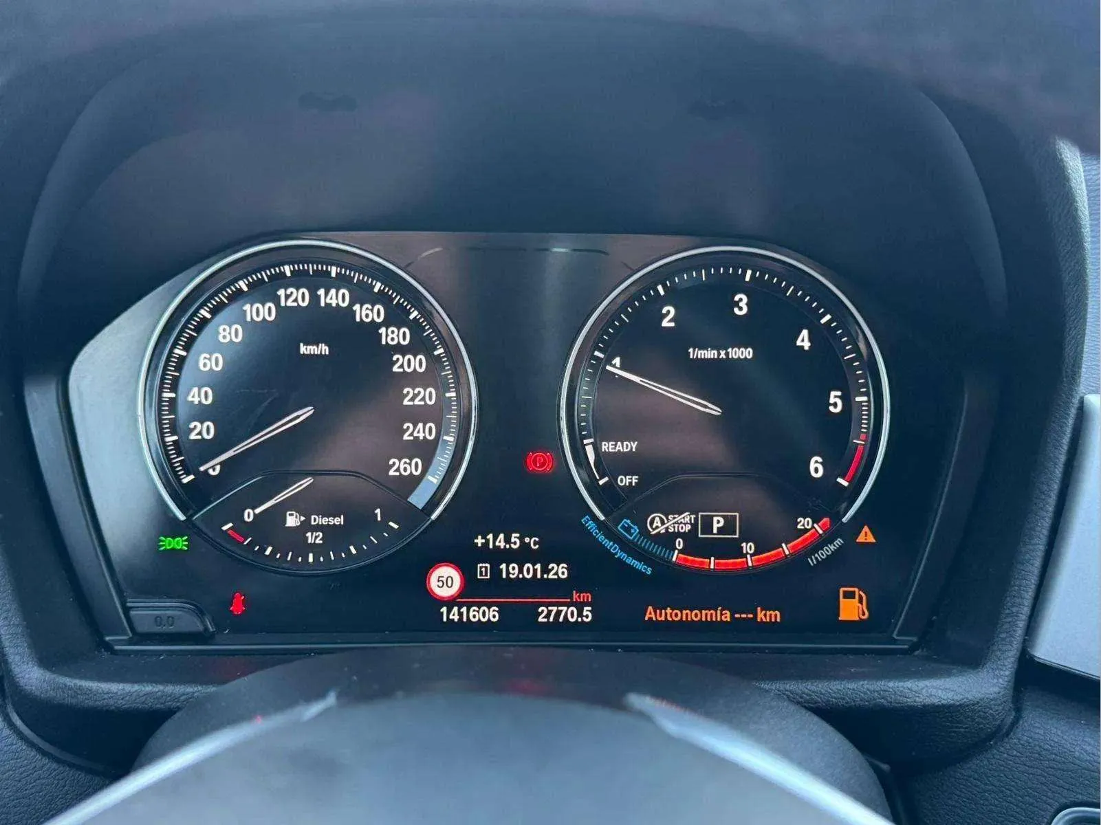 BMW X1 sDrive16d Business - foto 17