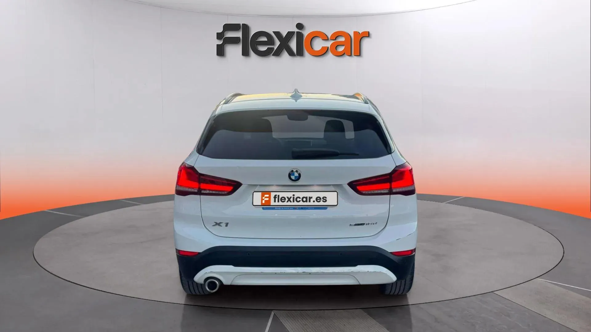 BMW X1 sDrive16d Business - foto 4
