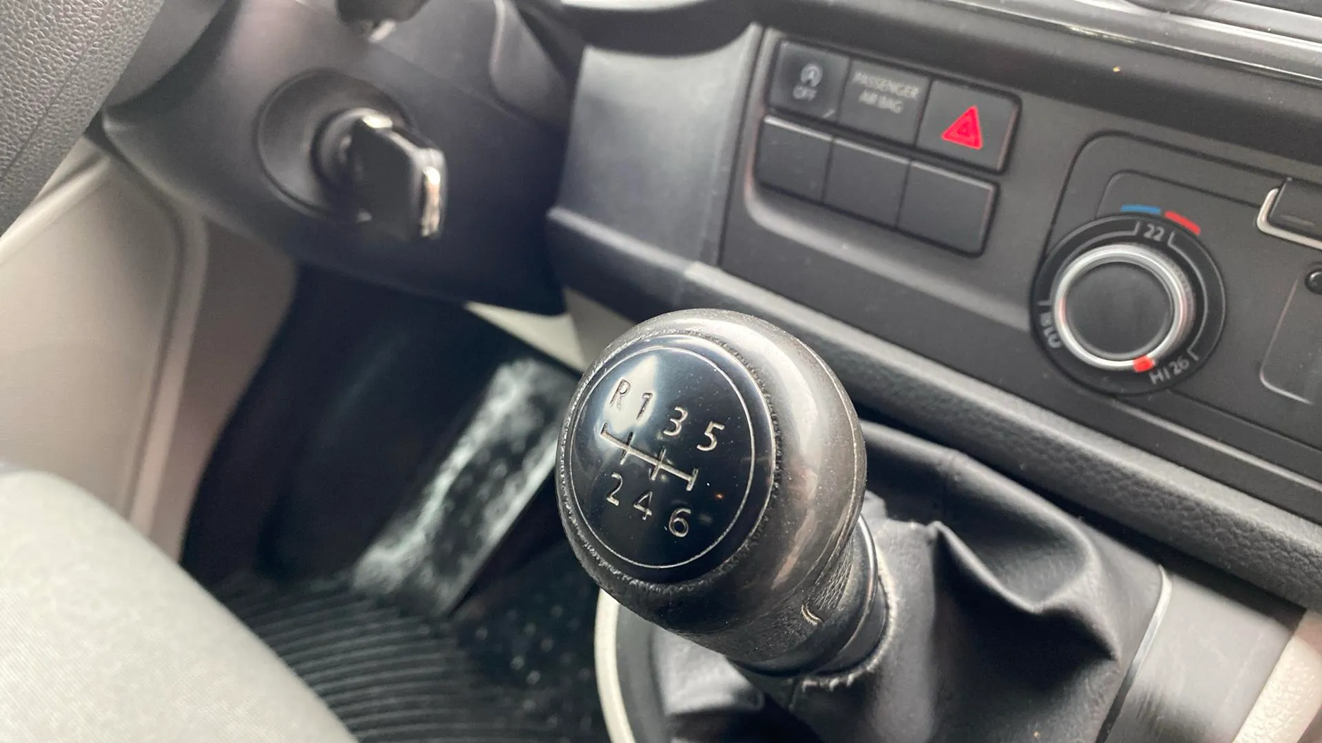 Volkswagen Transporter Kombi Corto TN 2.0 TDI BMT - foto 18