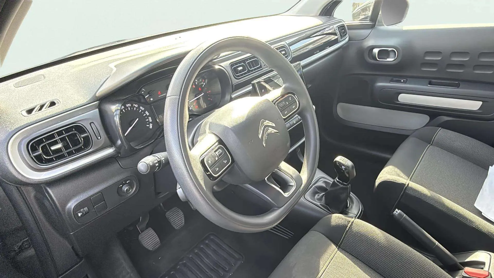 Citroën C3 PureTech Plus - foto 10