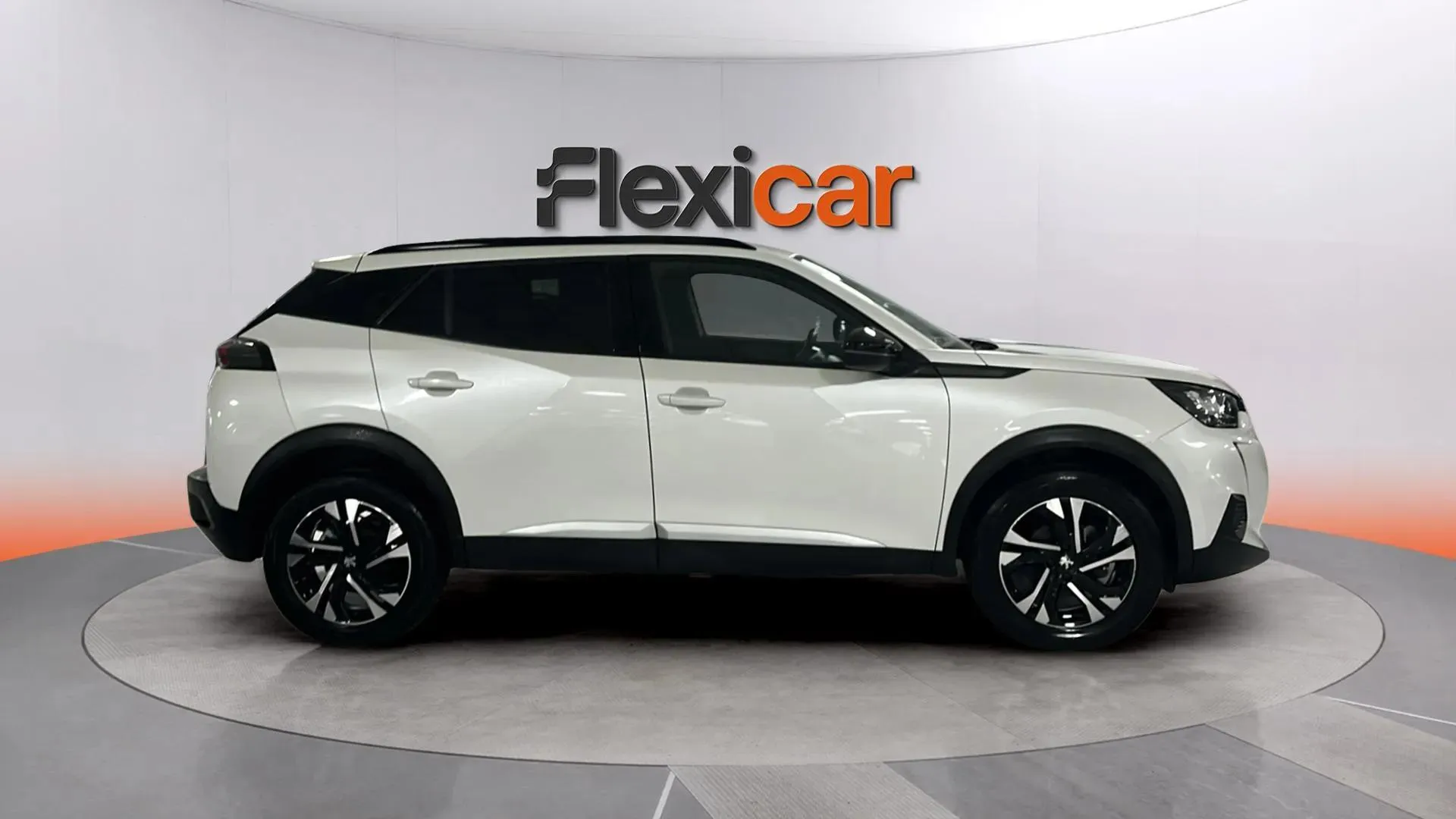 Peugeot 2008 Allure PureTech 130 - foto 4