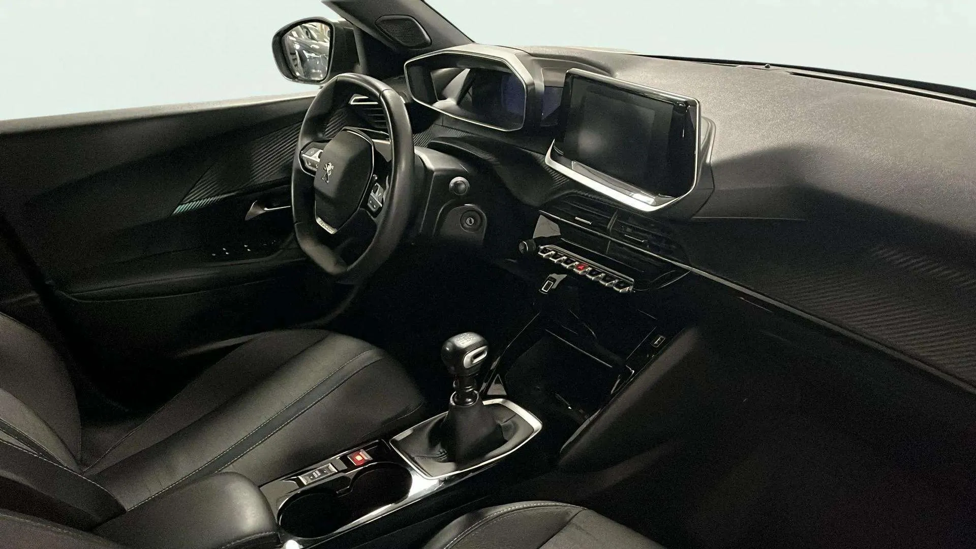 Peugeot 2008 Allure PureTech 130 - foto 9