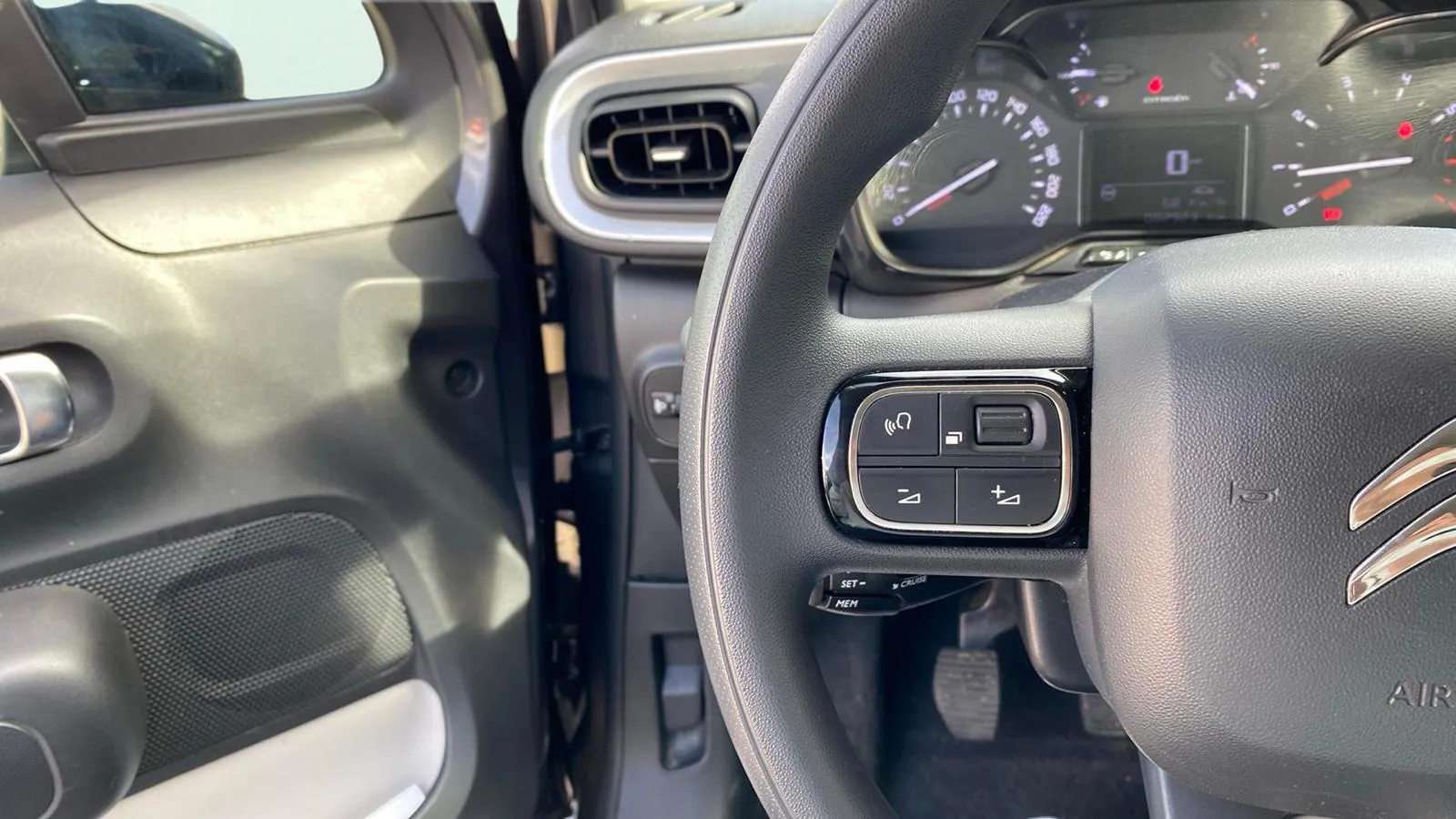 Citroën C3 PureTech Plus - foto 17