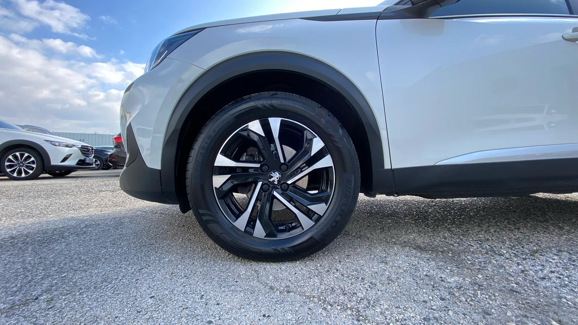 Peugeot 2008 Allure Pack PureTech 130 - foto 23