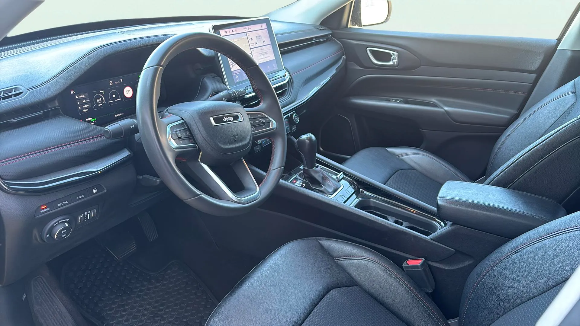 Jeep Compass 4xe 1.3 PHEV Trailhawk AWD - foto 12