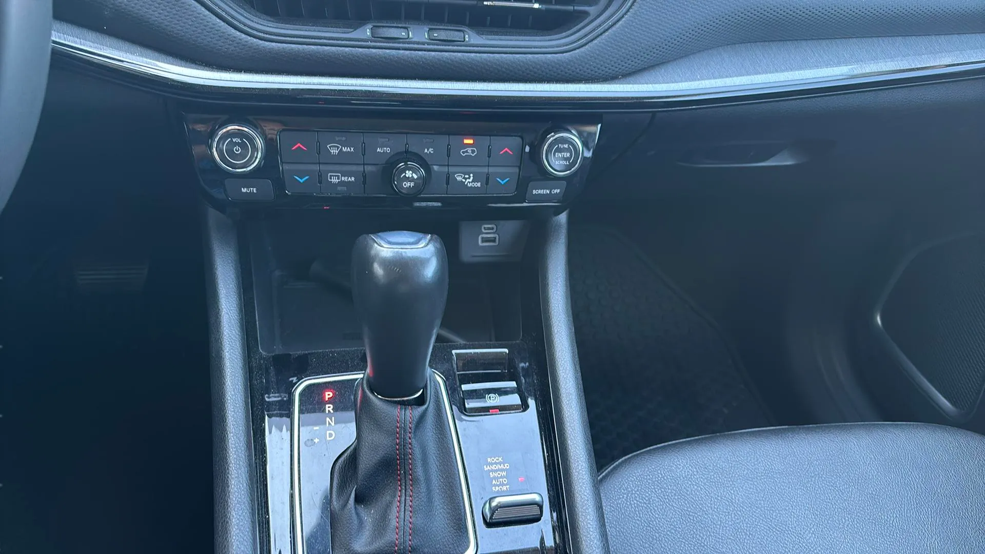 Jeep Compass 4xe 1.3 PHEV Trailhawk AWD - foto 11