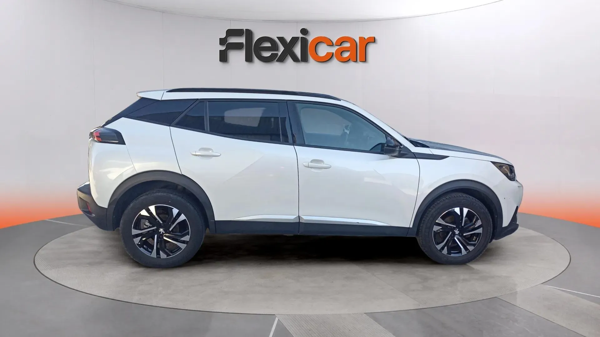 Peugeot 2008 Allure Pack PureTech 130 - foto 5