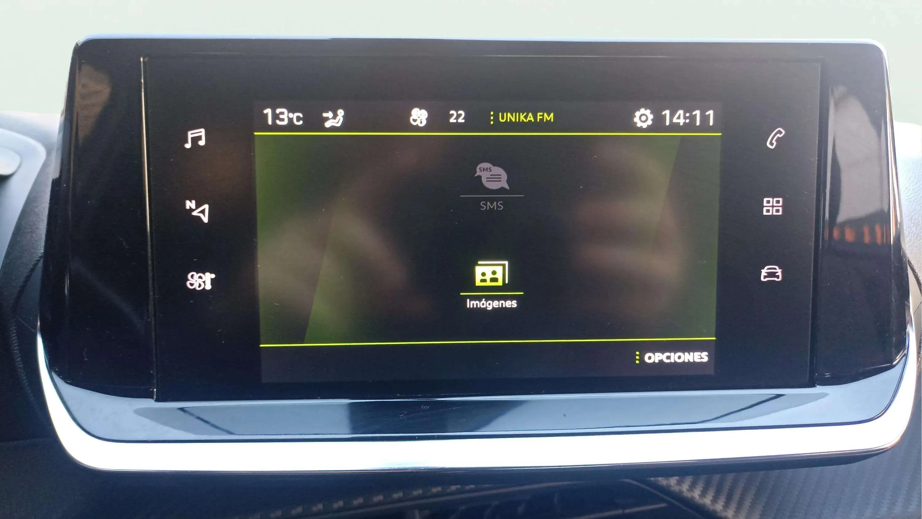 Peugeot 2008 Allure Pack PureTech 130 - foto 24