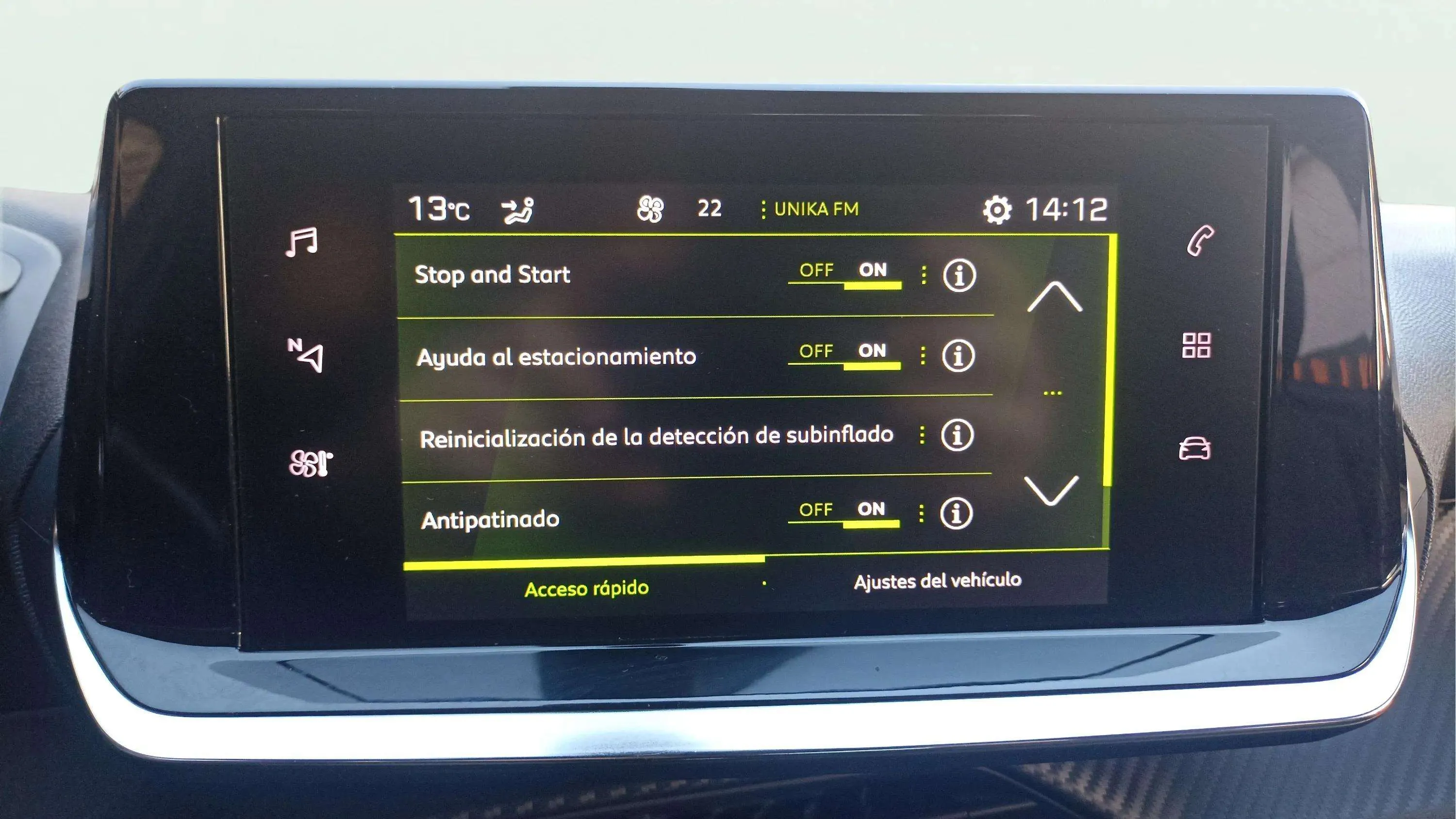 Peugeot 2008 Allure Pack PureTech 130 - foto 26