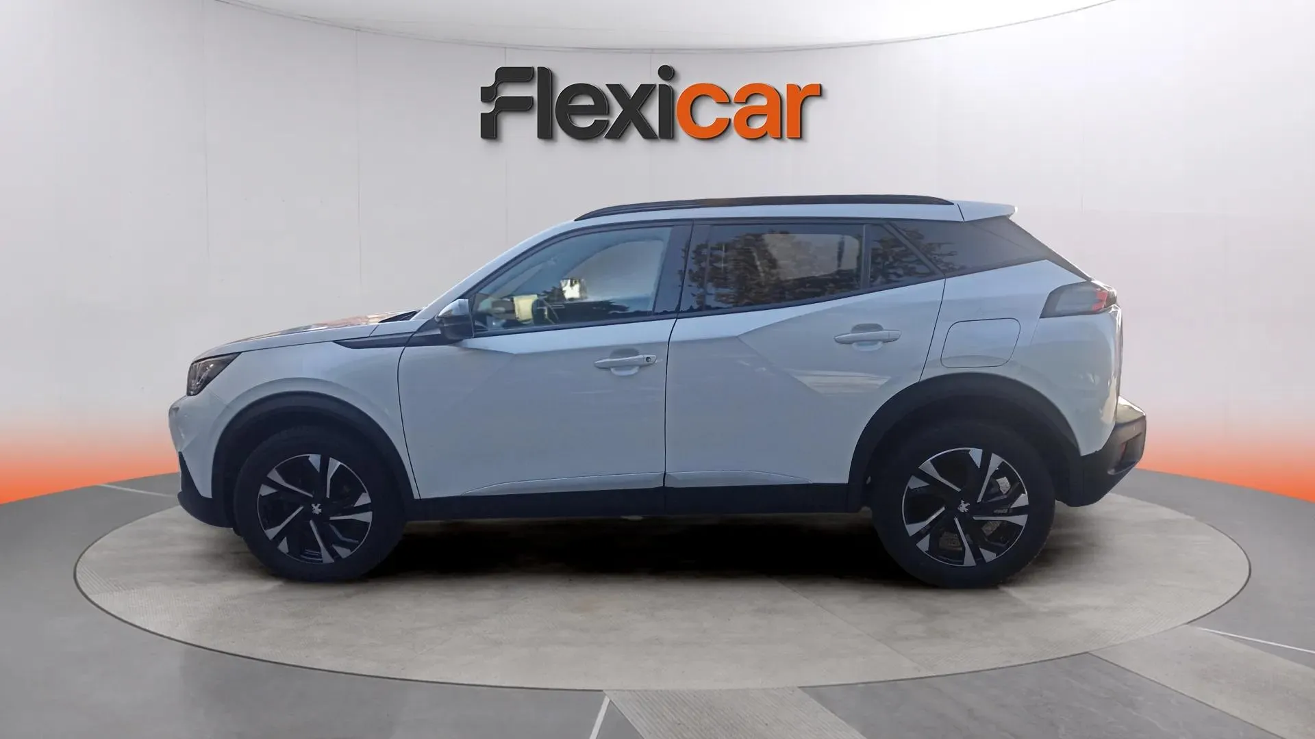 Peugeot 2008 Allure Pack PureTech 130 - foto 4