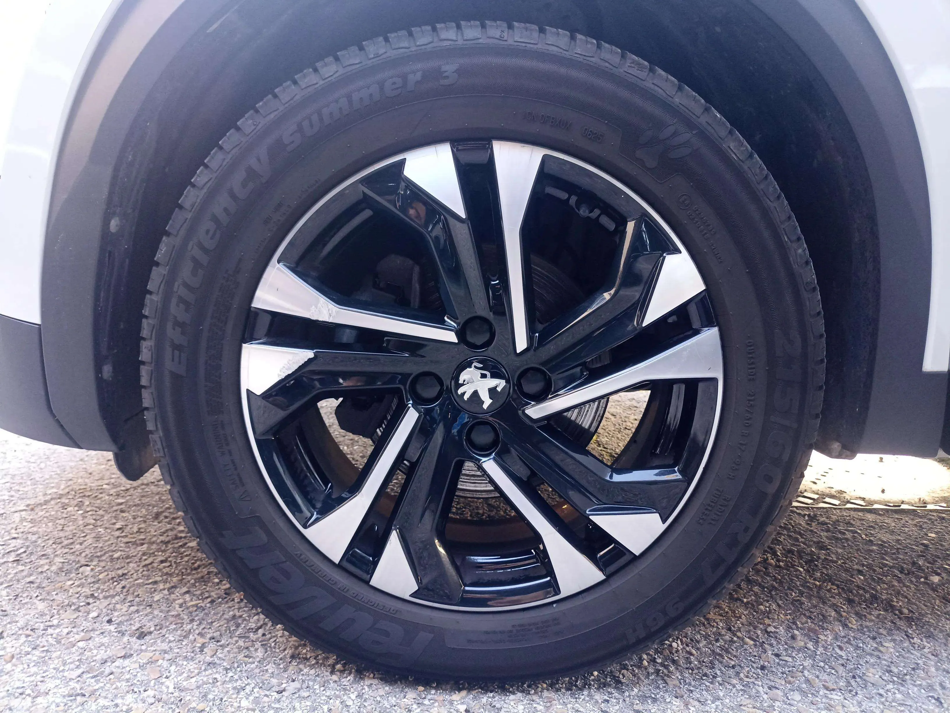 Peugeot 2008 Allure Pack PureTech 130 - foto 27