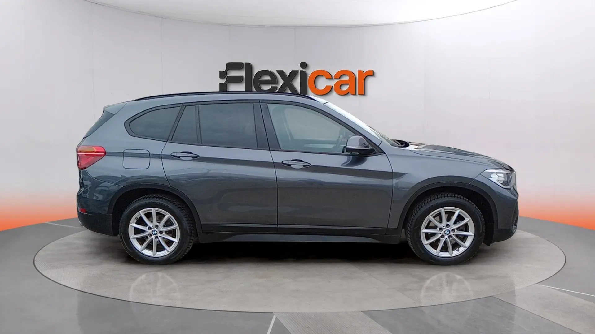 BMW X1 sDrive18d - foto 2