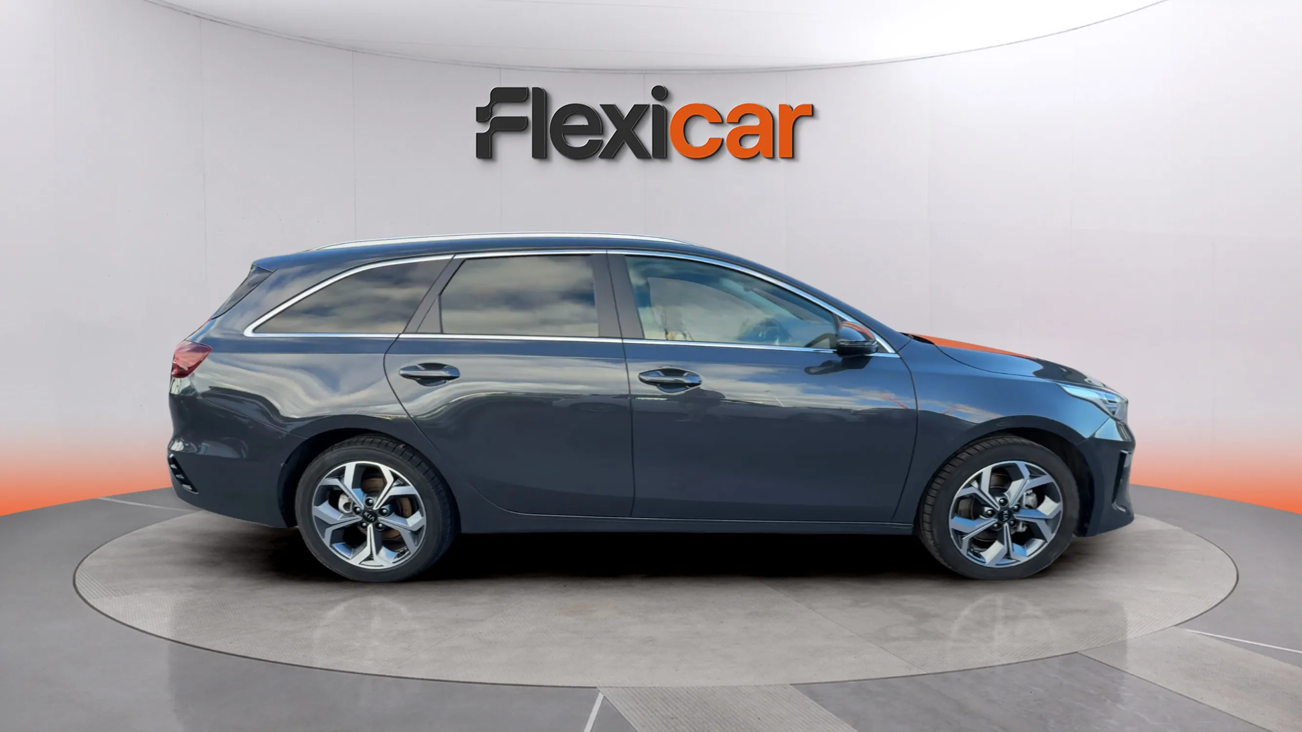Kia Ceed Tourer 1.6 CRDi Tech - foto 8