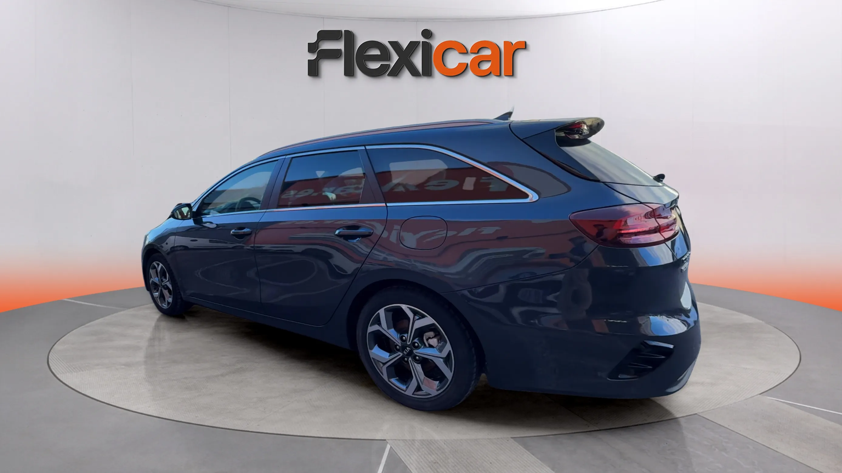 Kia Ceed Tourer 1.6 CRDi Tech - foto 5