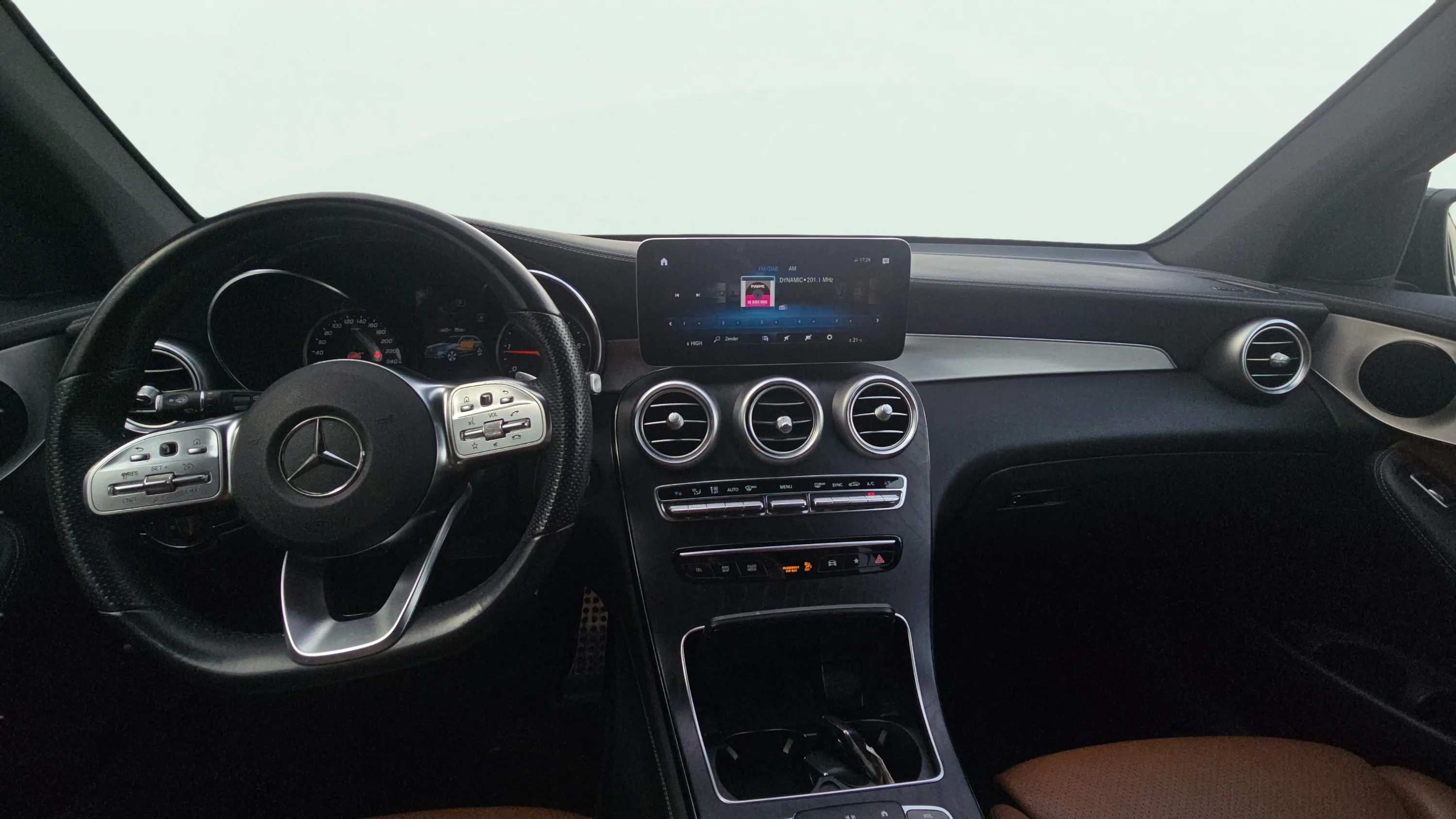 Mercedes-Benz GLC 200 d 4MATIC - foto 6