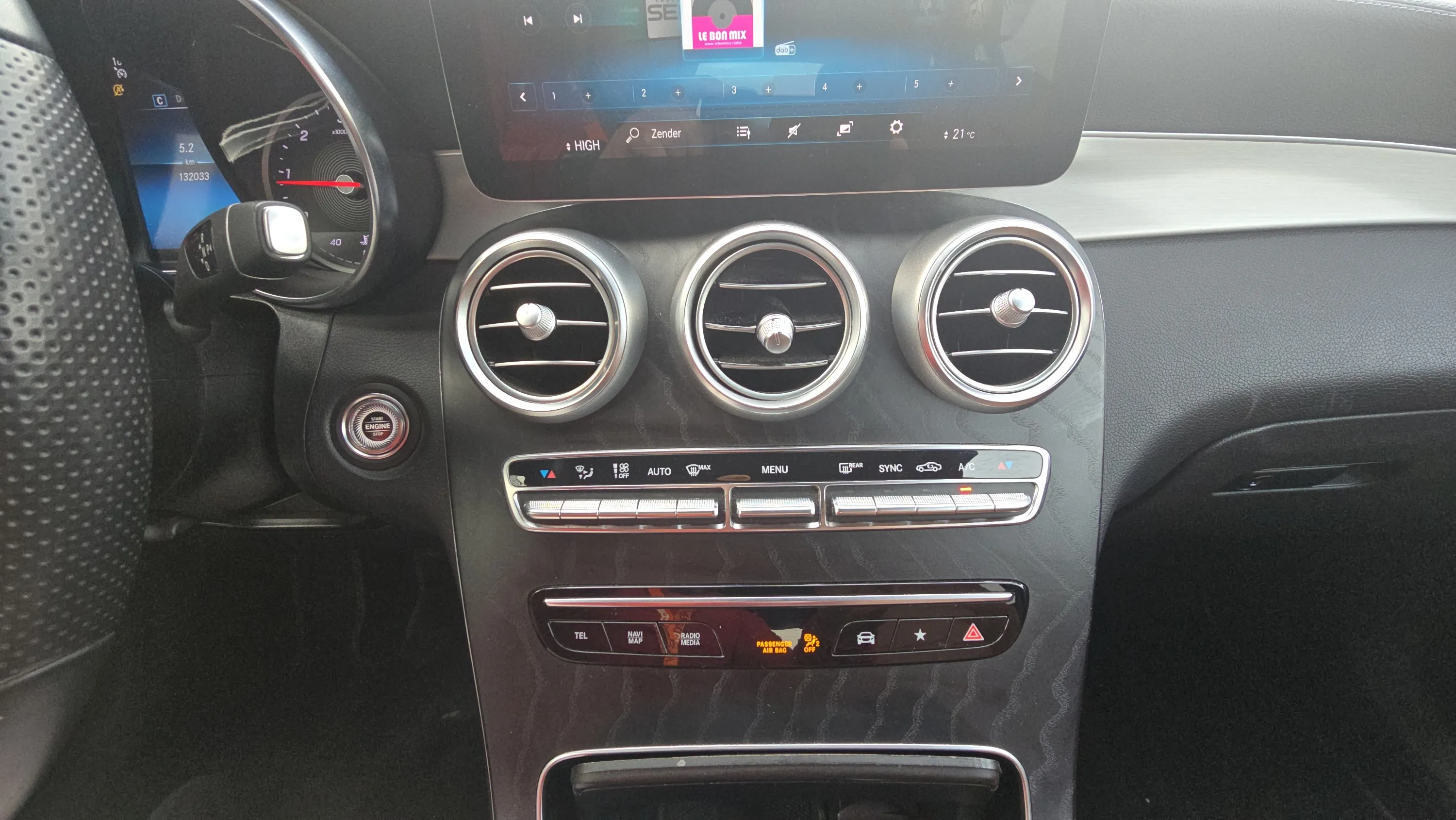 Mercedes-Benz GLC 200 d 4MATIC - foto 17