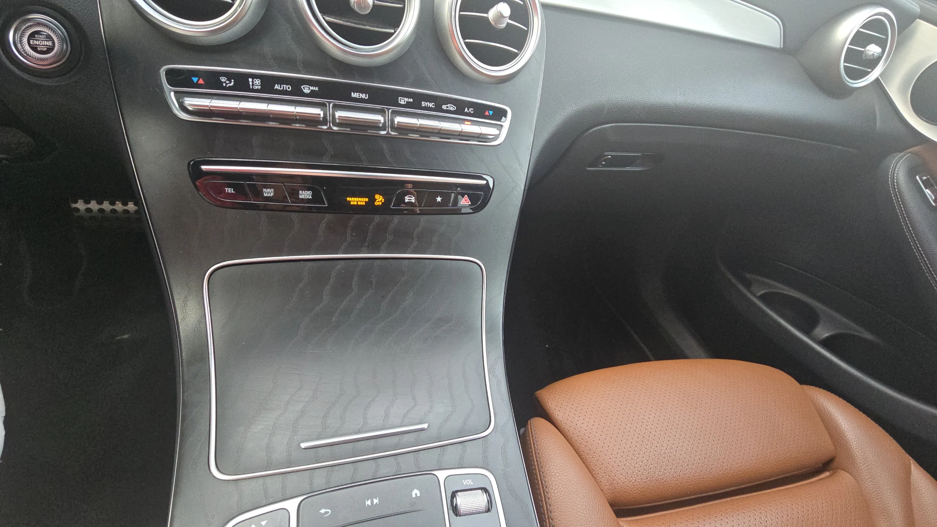 Mercedes-Benz GLC 200 d 4MATIC - foto 24