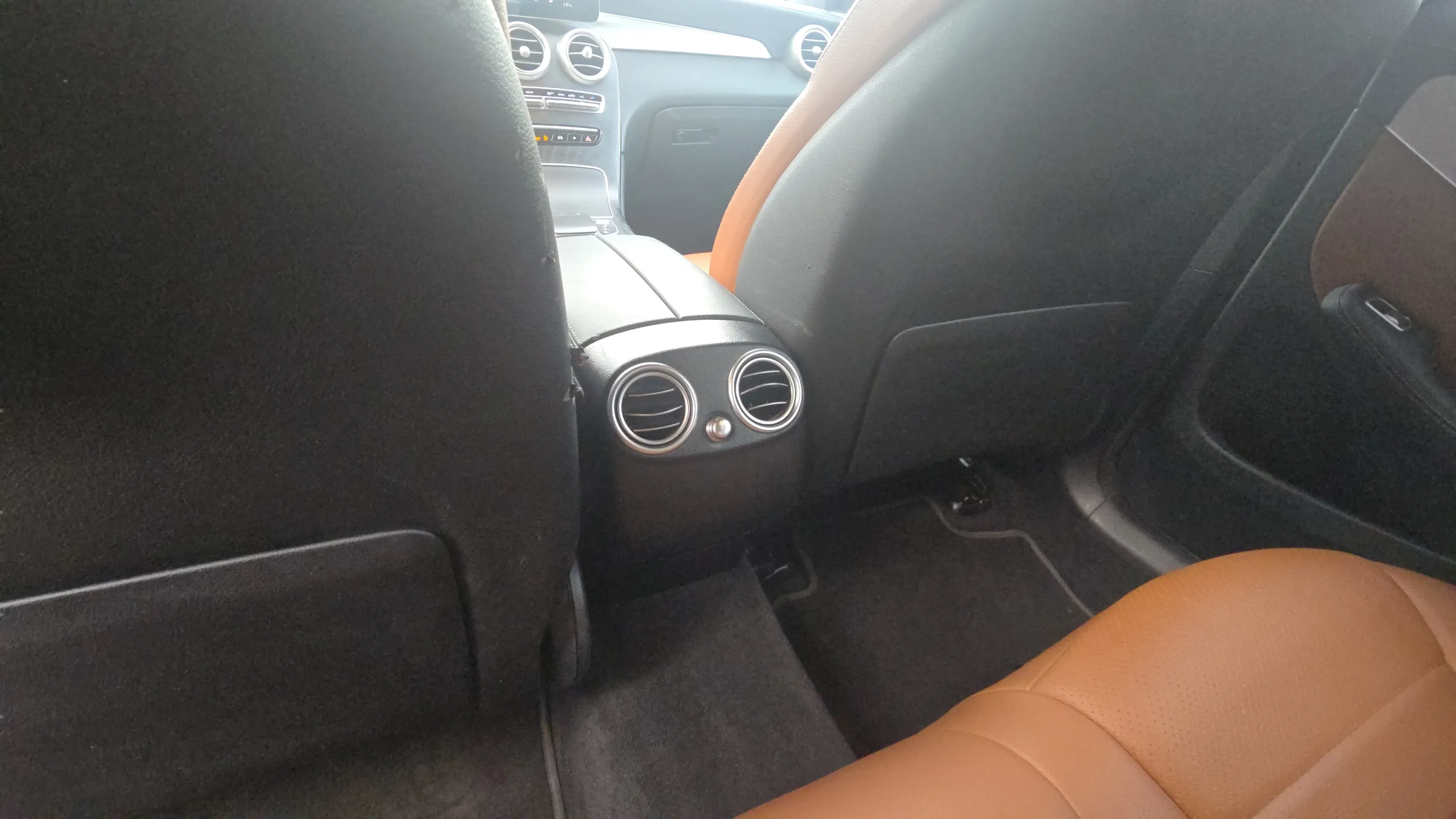 Mercedes-Benz GLC 200 d 4MATIC - foto 27