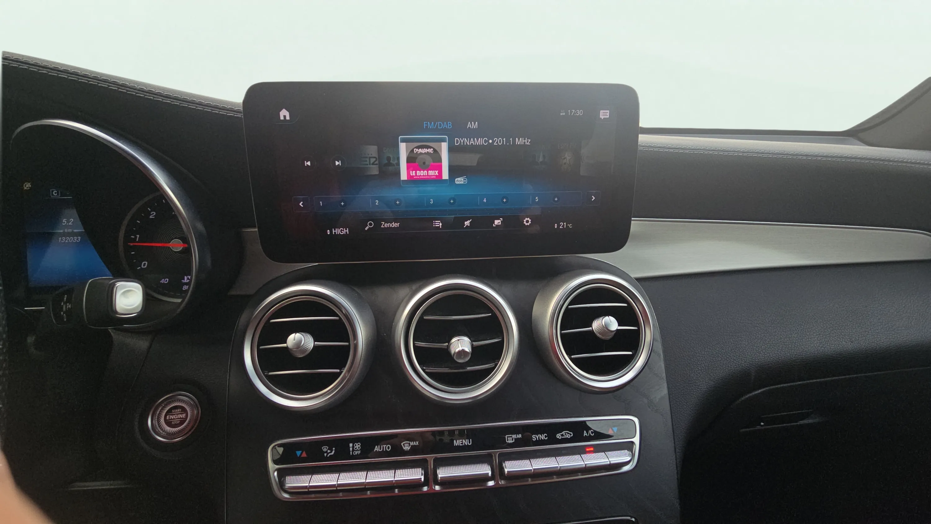 Mercedes-Benz GLC 200 d 4MATIC - foto 15