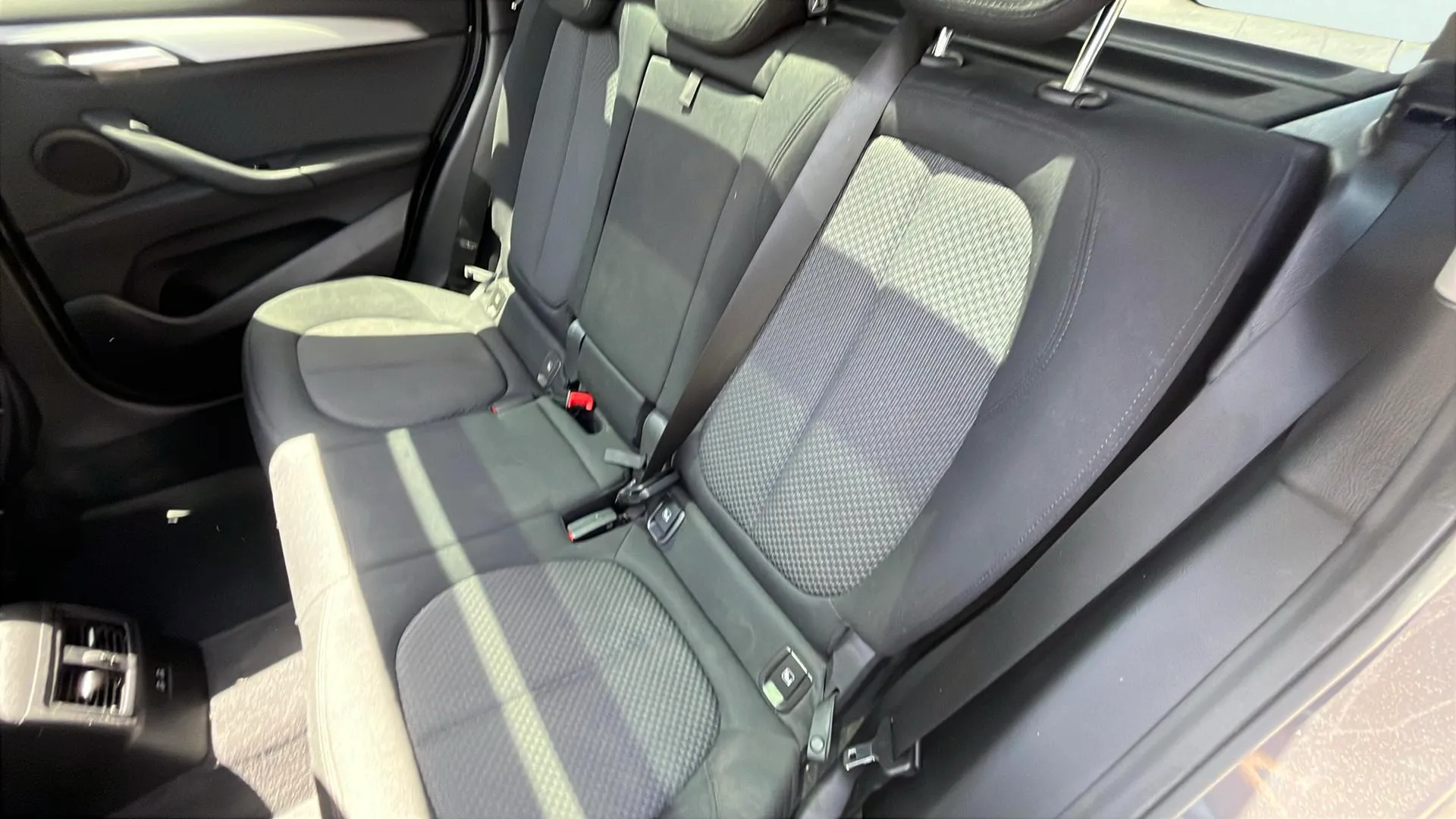 BMW X1 sDrive18i - foto 19
