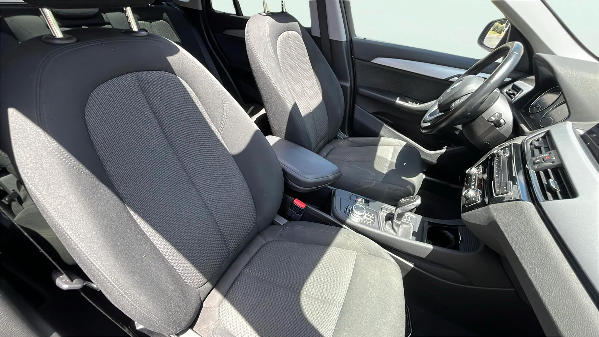 BMW X1 sDrive18i - foto 18