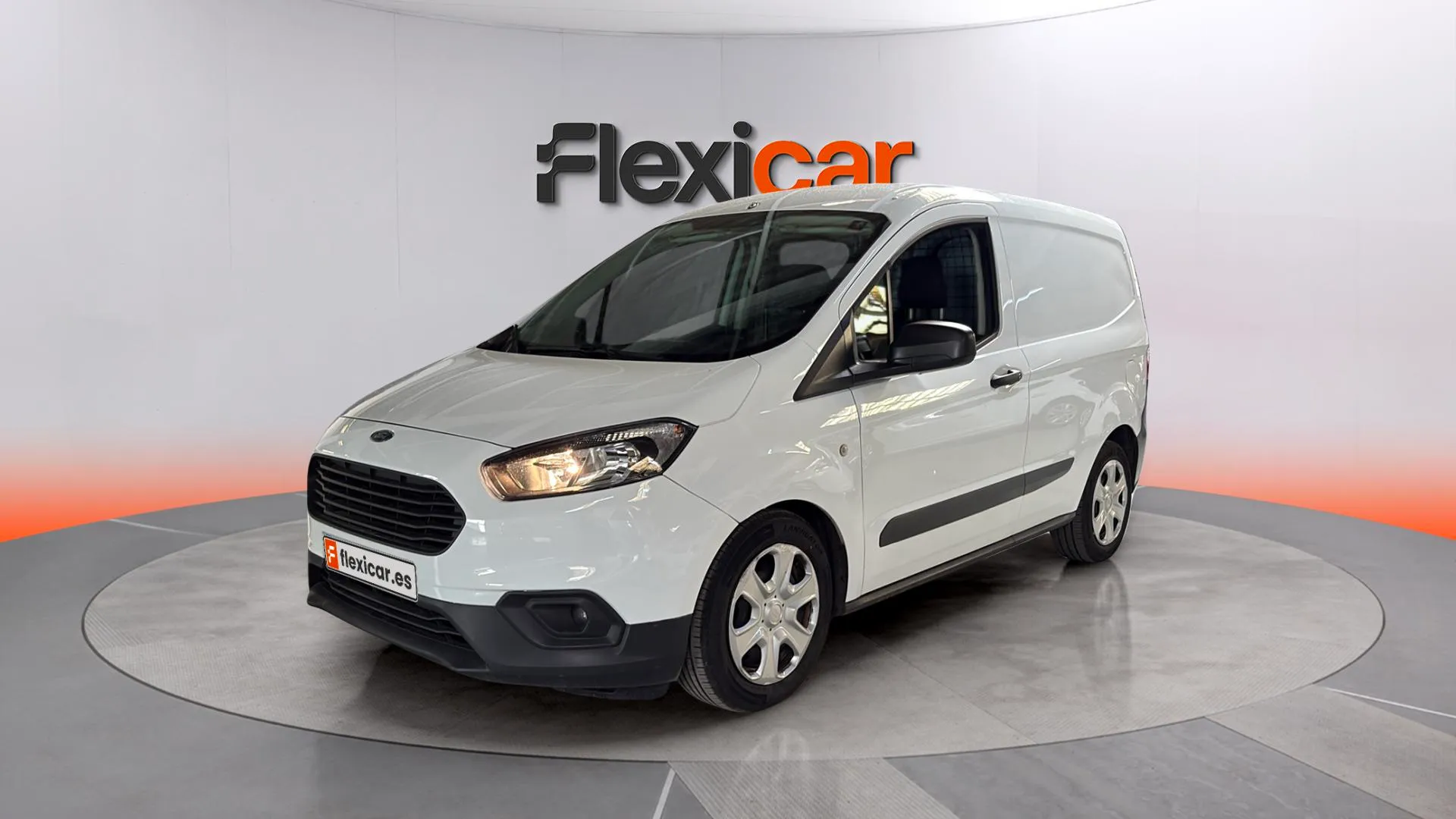 Ford Tourneo Courier 1.5 TDCi Sport - foto 3