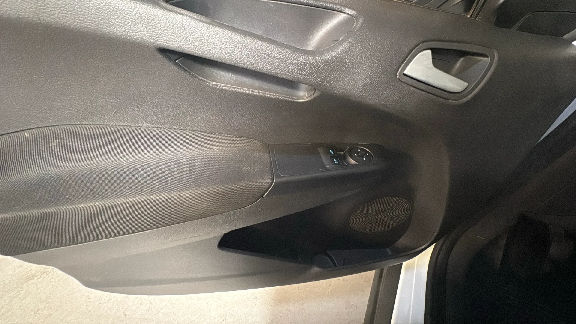 Ford Tourneo Courier 1.5 TDCi Sport - foto 12