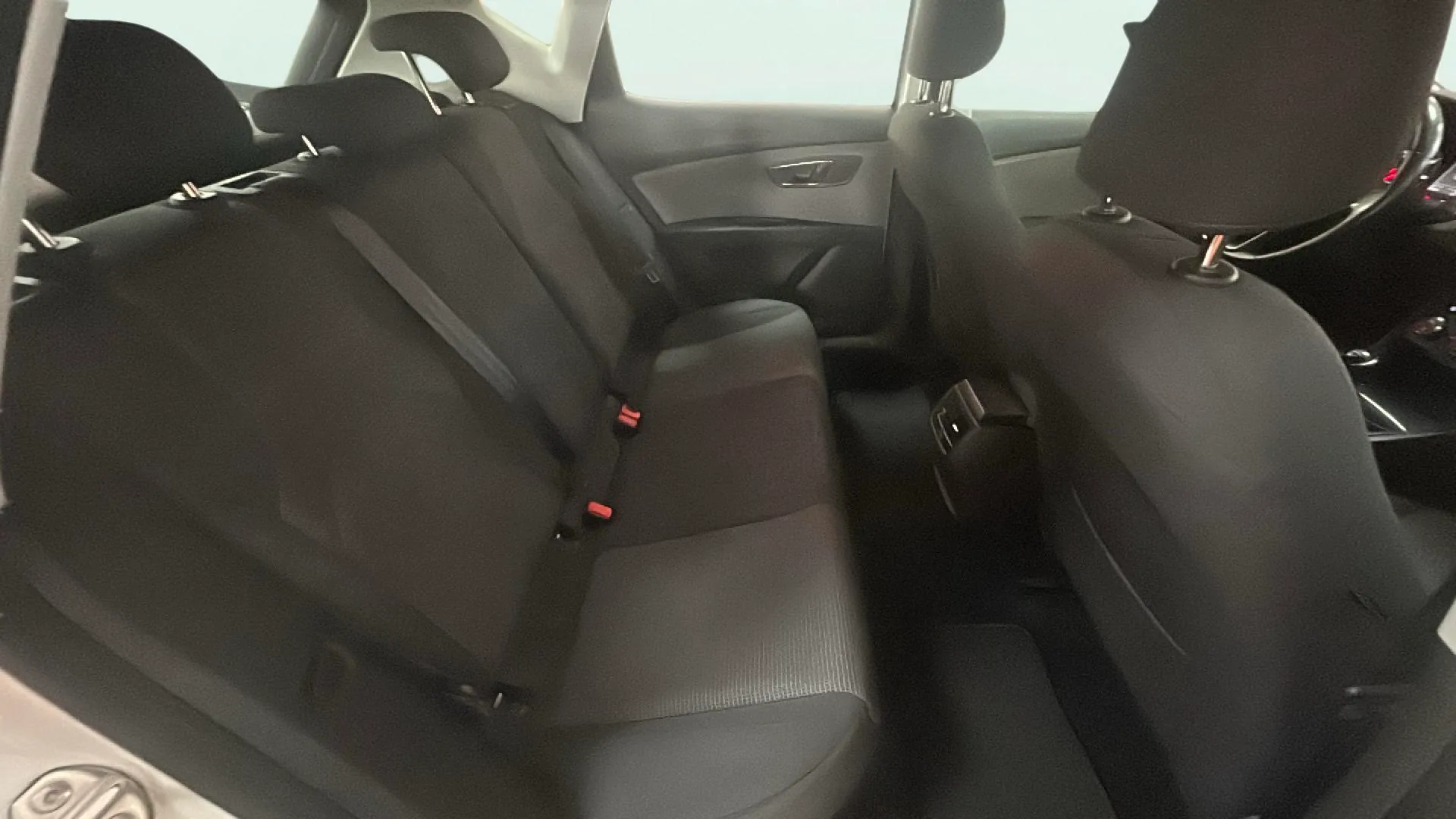 SEAT León ST 1.6 TDI Style - foto 13