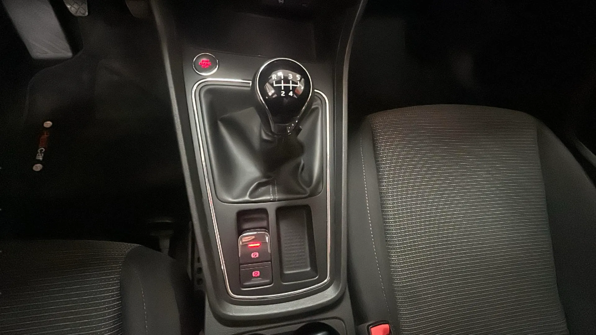 SEAT León ST 1.6 TDI Style - foto 24