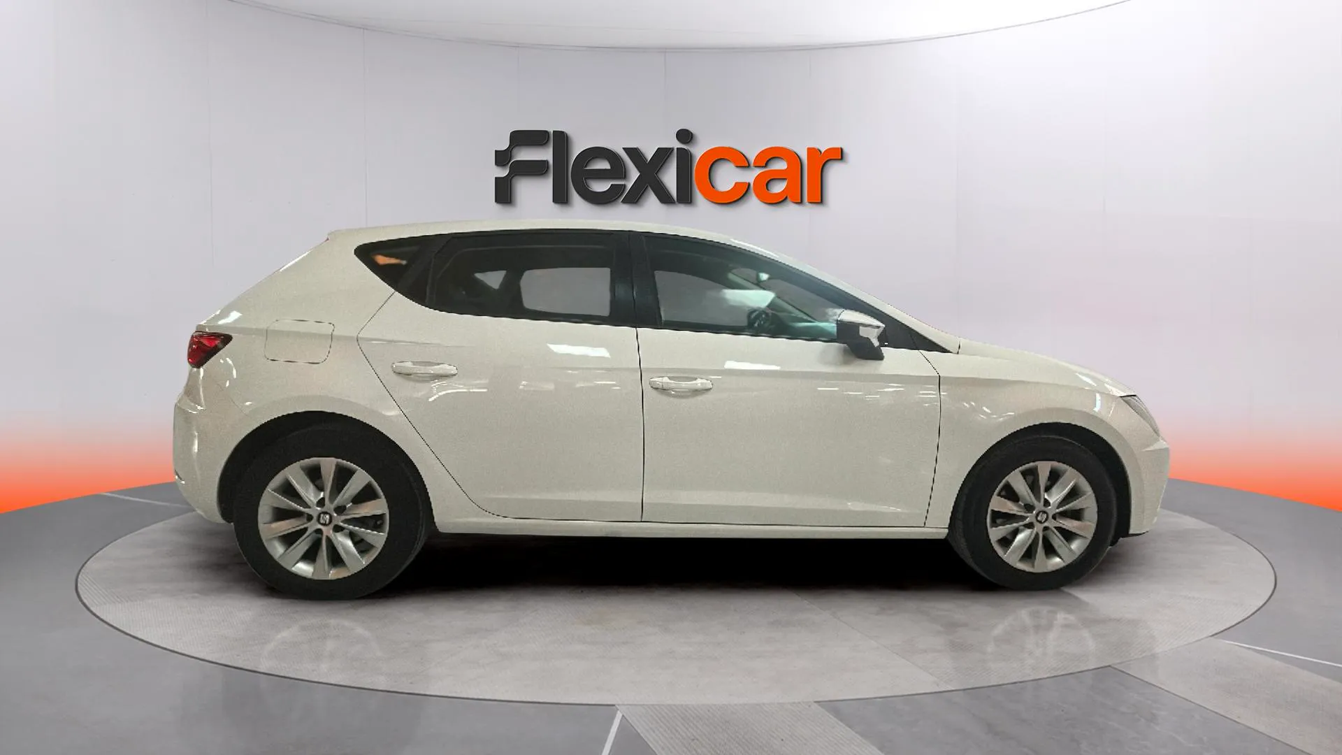 SEAT León ST 1.6 TDI Style - foto 7