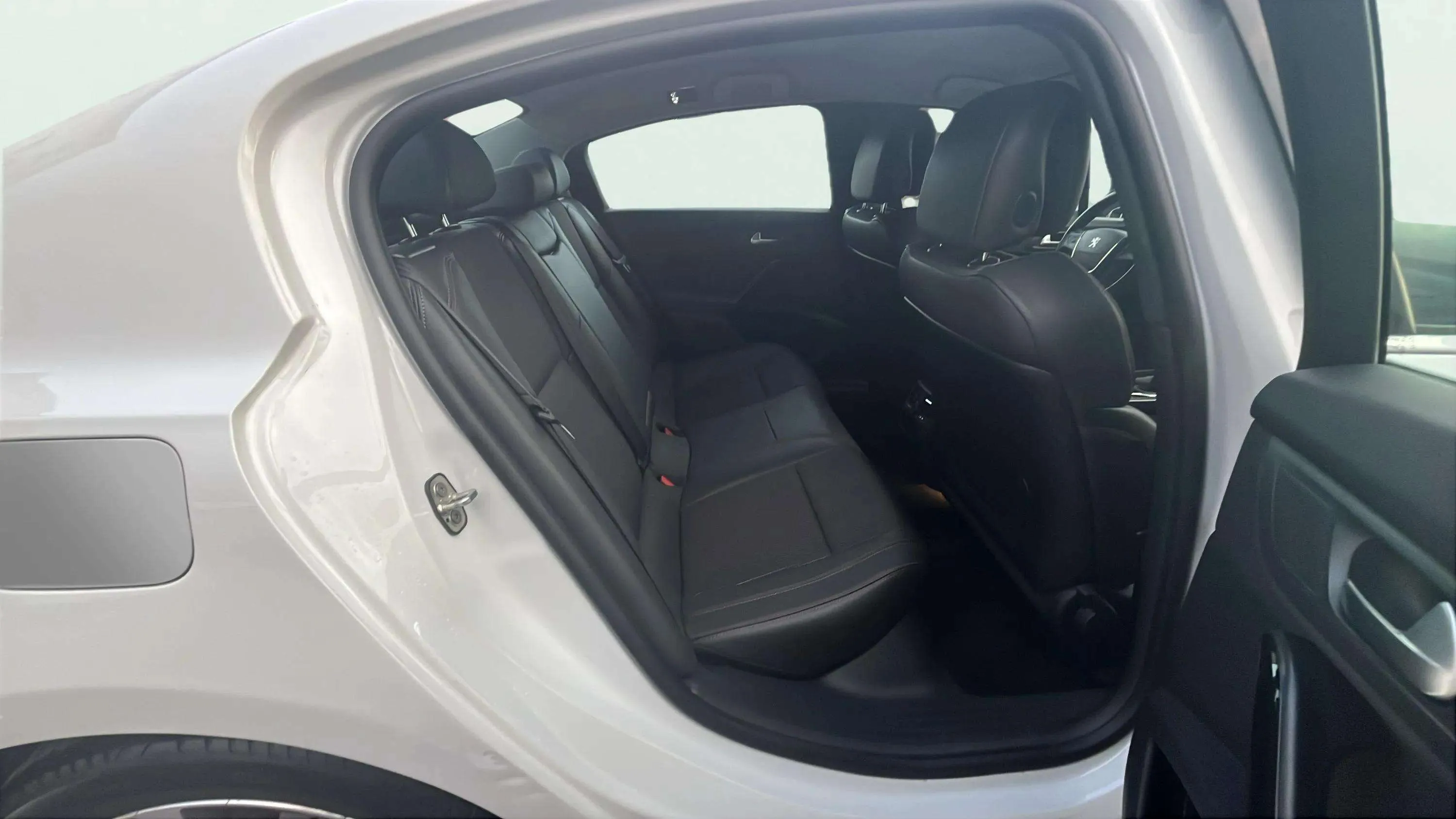 Peugeot 508 GT Line 2.0 BlueHDi - foto 14