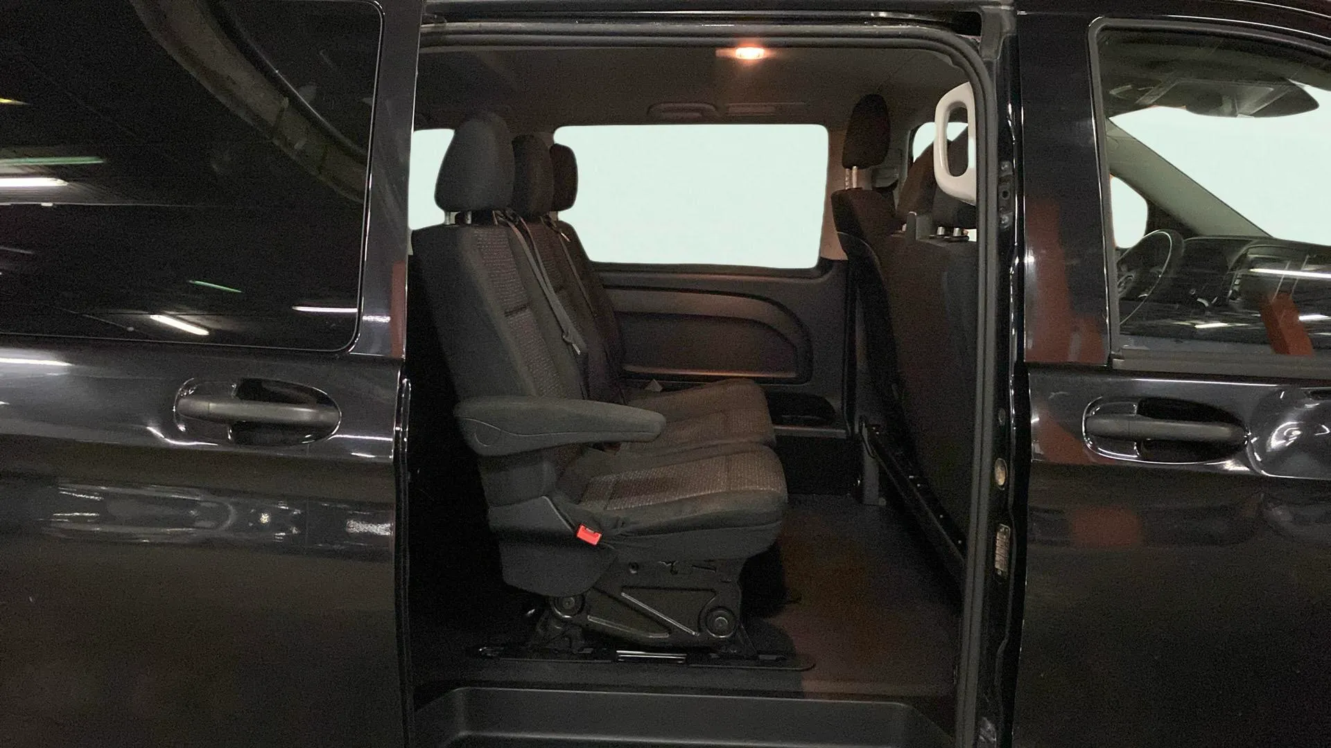Mercedes-Benz Vito 114CDI Tourer Pro Larga - foto 24