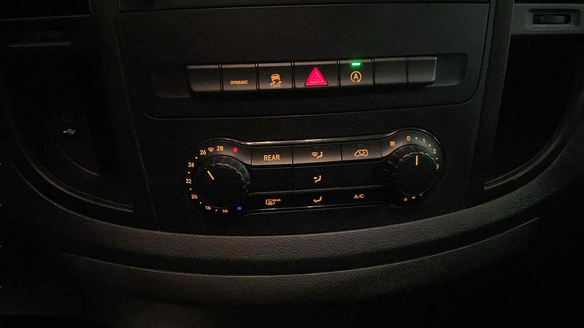Mercedes-Benz Vito 114CDI Tourer Pro Larga - foto 23