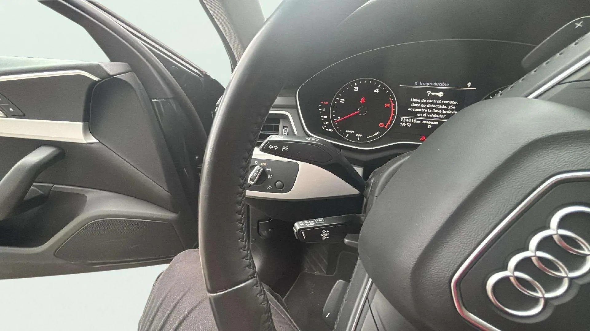 Audi A4 Avant Advanced 30 TDI S tronic - foto 27