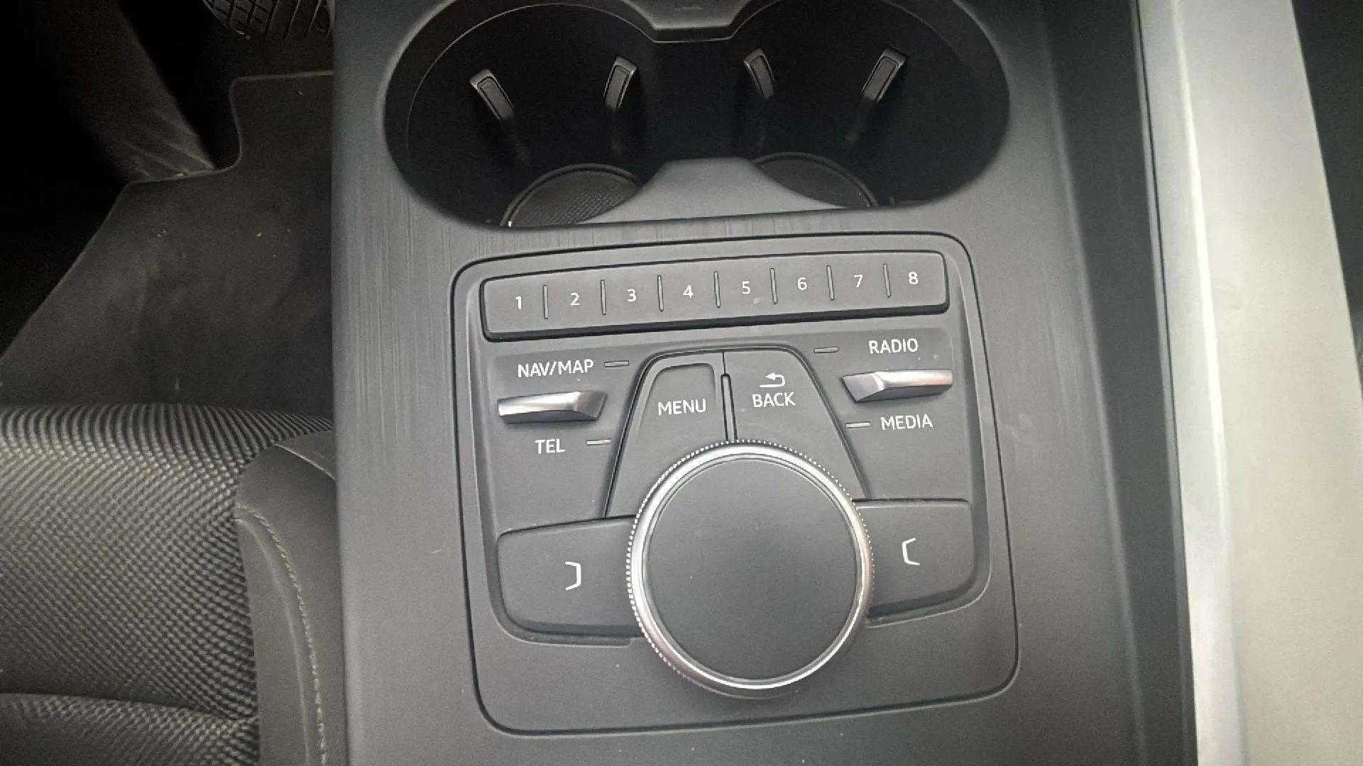 Audi A4 Avant Advanced 30 TDI S tronic - foto 9