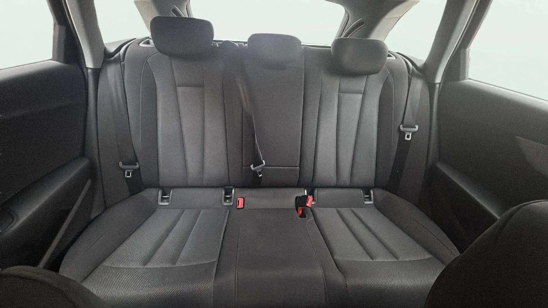 Audi A4 Avant Advanced 30 TDI S tronic - foto 21