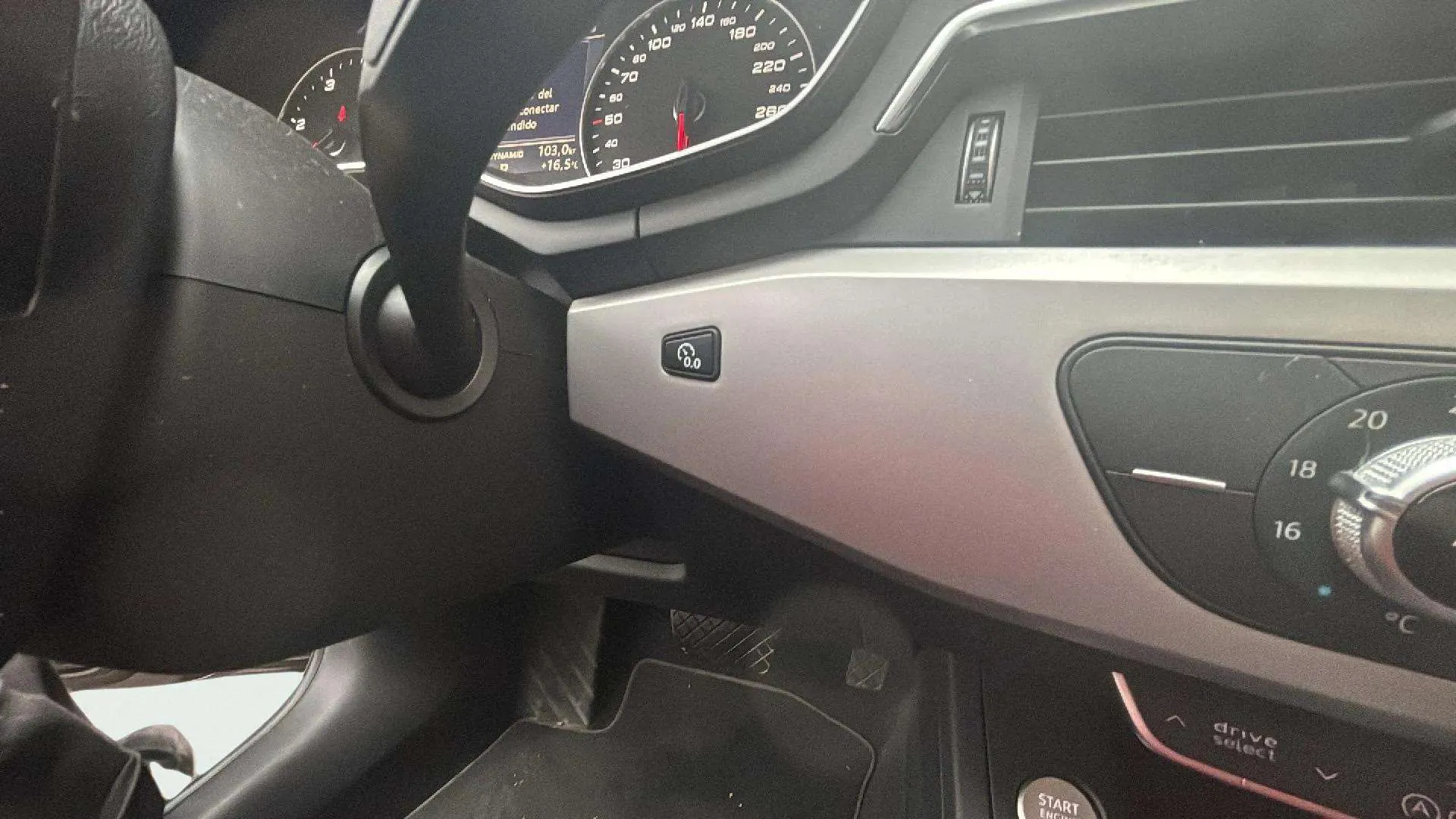 Audi A4 Avant Advanced 30 TDI S tronic - foto 30