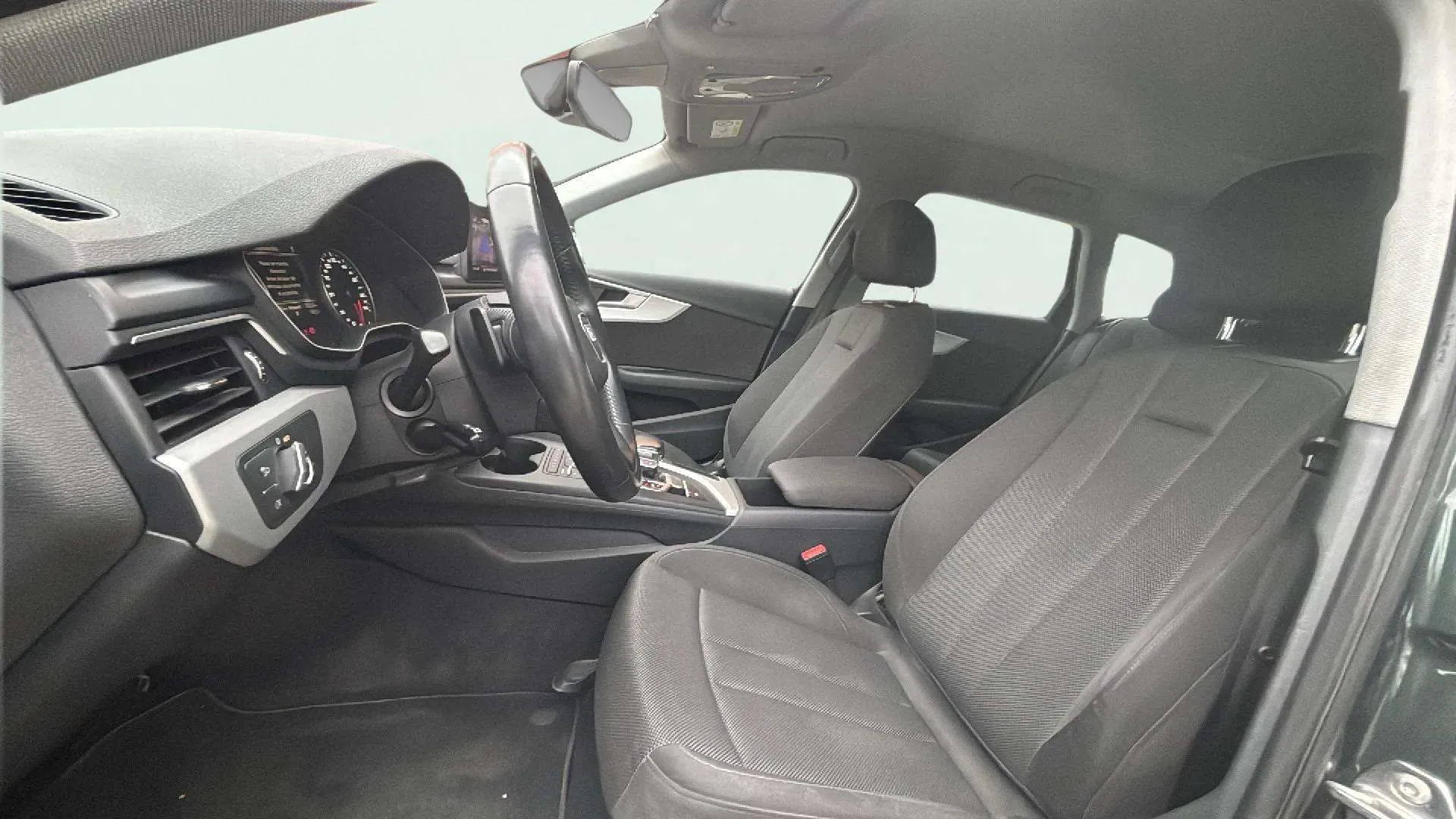 Audi A4 Avant Advanced 30 TDI S tronic - foto 19