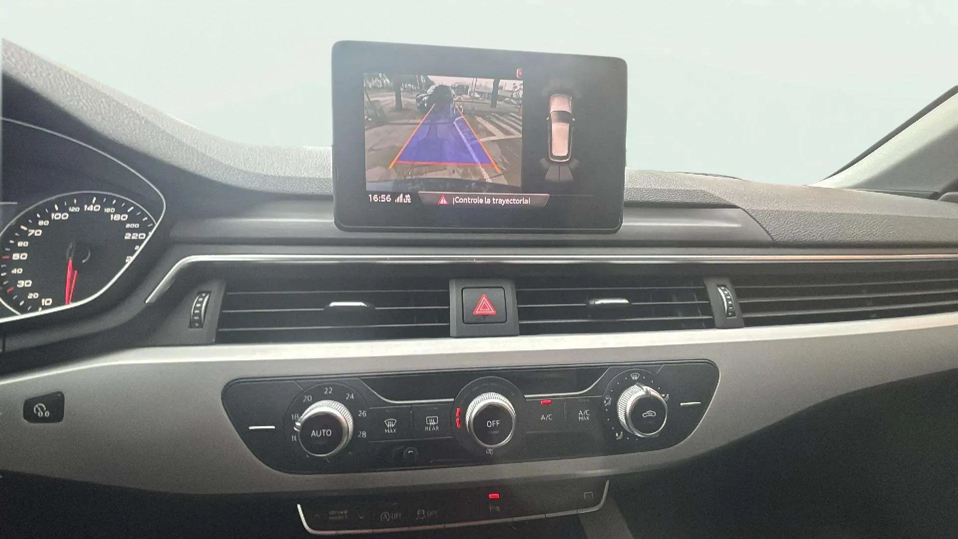 Audi A4 Avant Advanced 30 TDI S tronic - foto 16