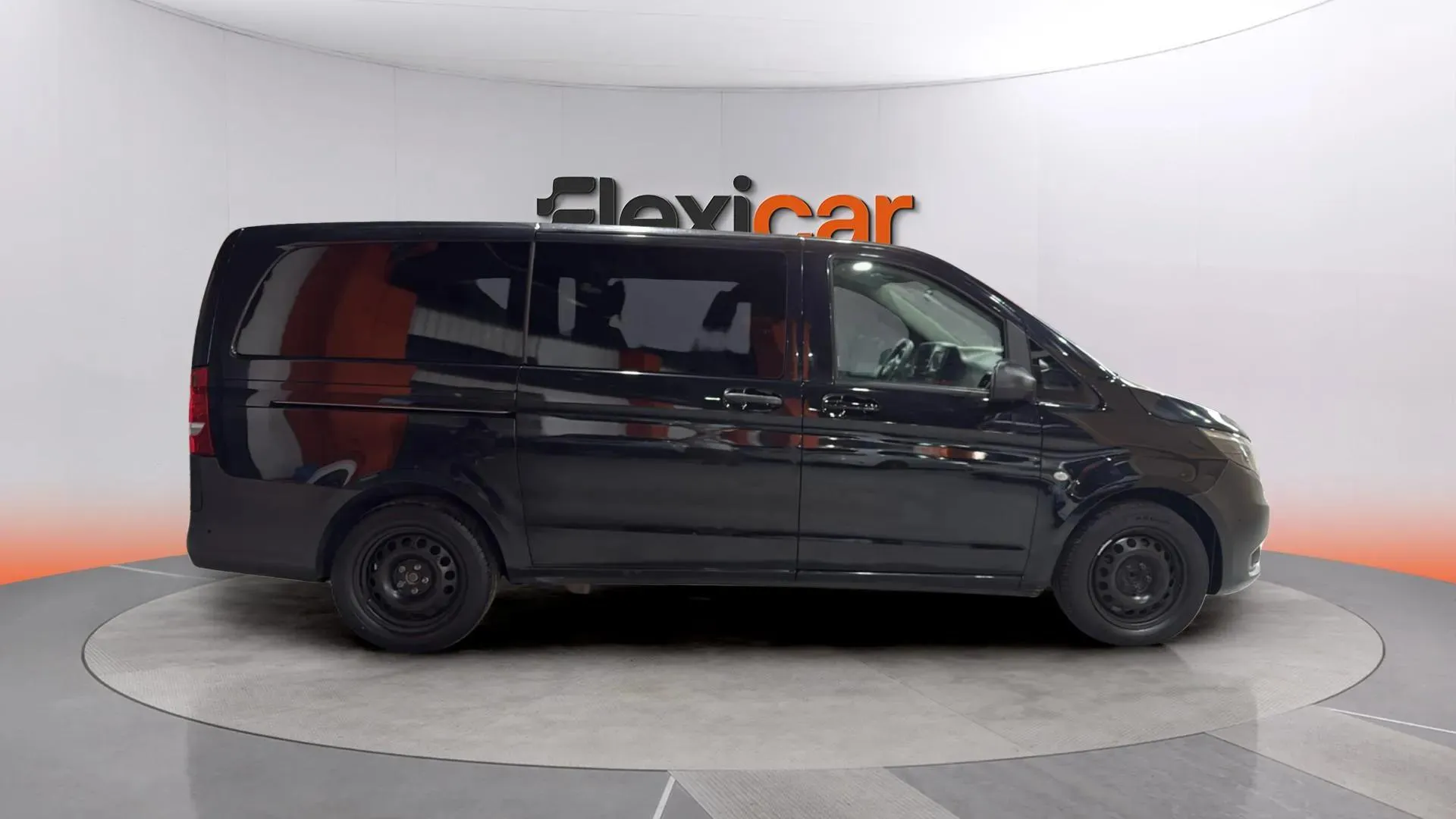 Mercedes-Benz Vito 114CDI Tourer Pro Larga - foto 2