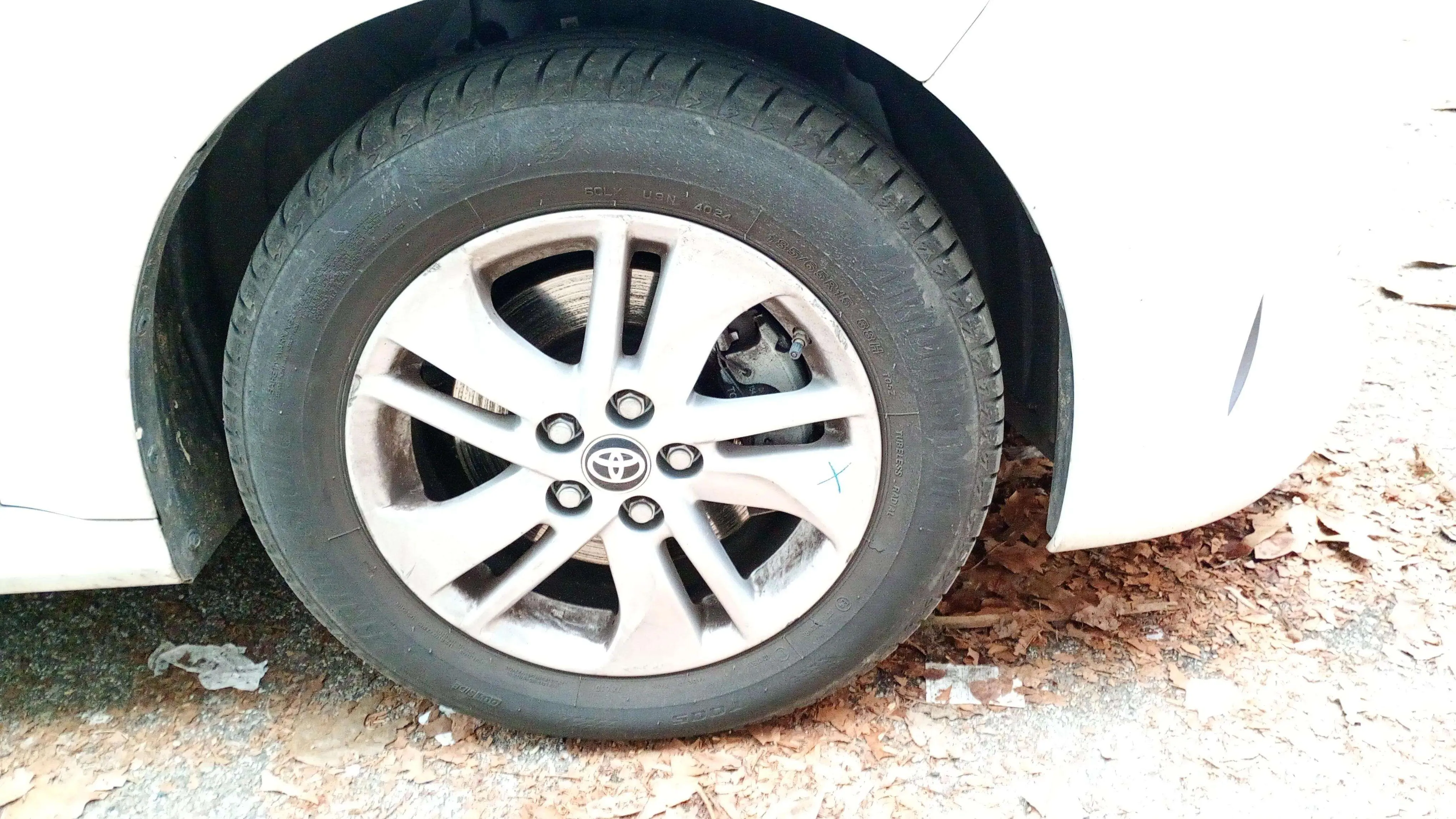Toyota Yaris 1.5 120H Business Plus - foto 21