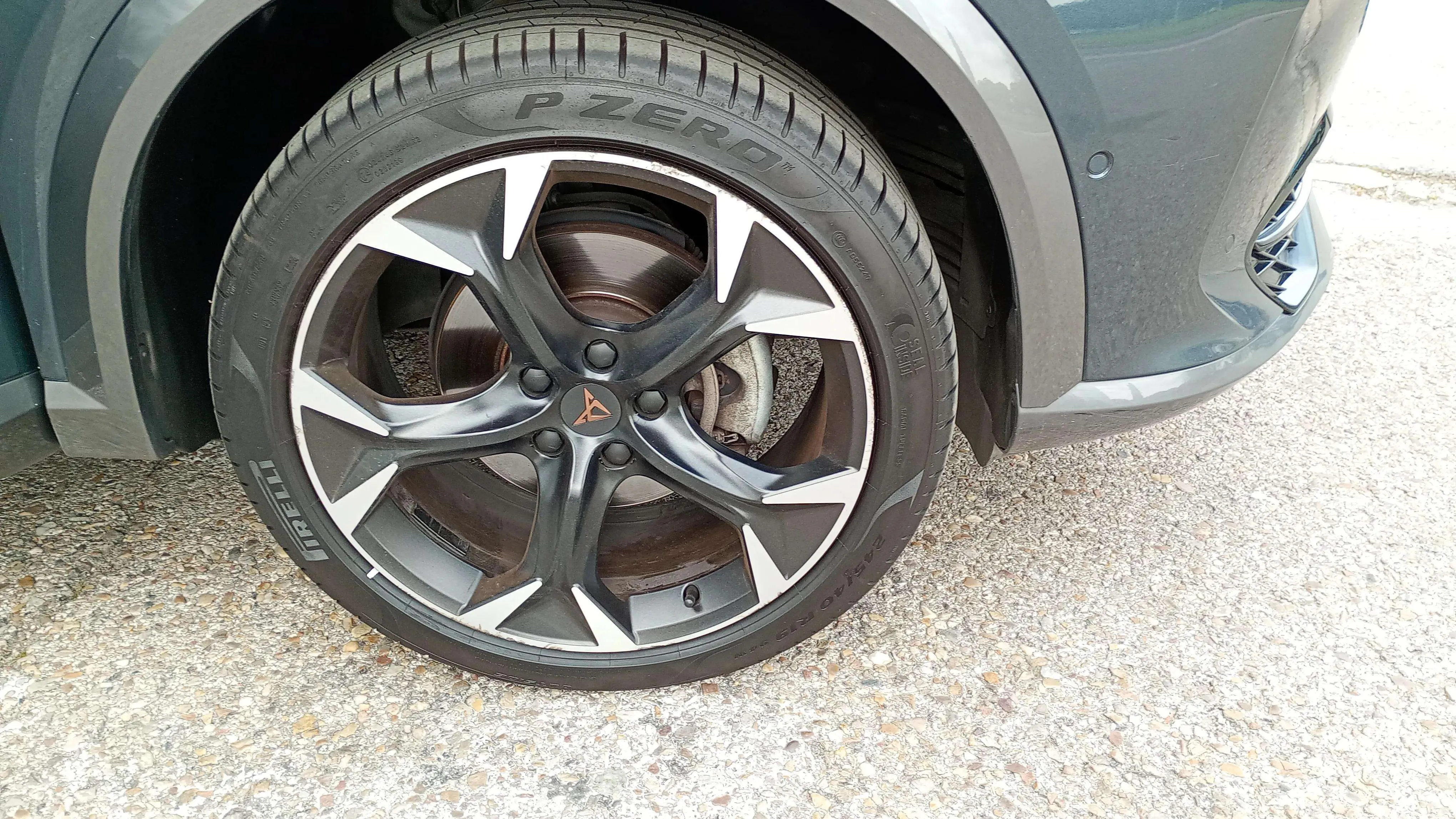 Cupra Formentor 1.5 TSI DSG - foto 21