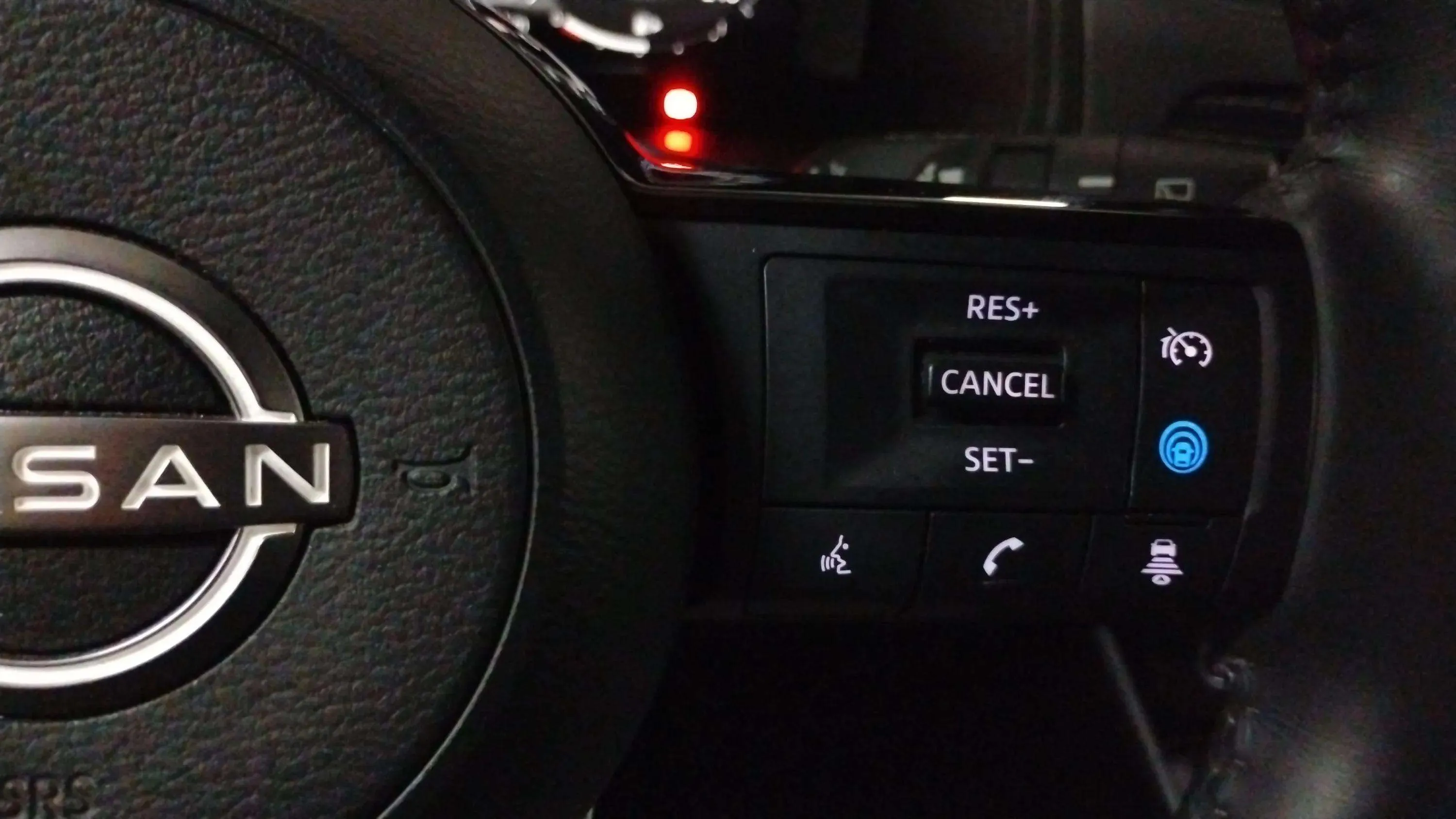 Nissan Qashqai DIG-T N-Connecta - foto 22
