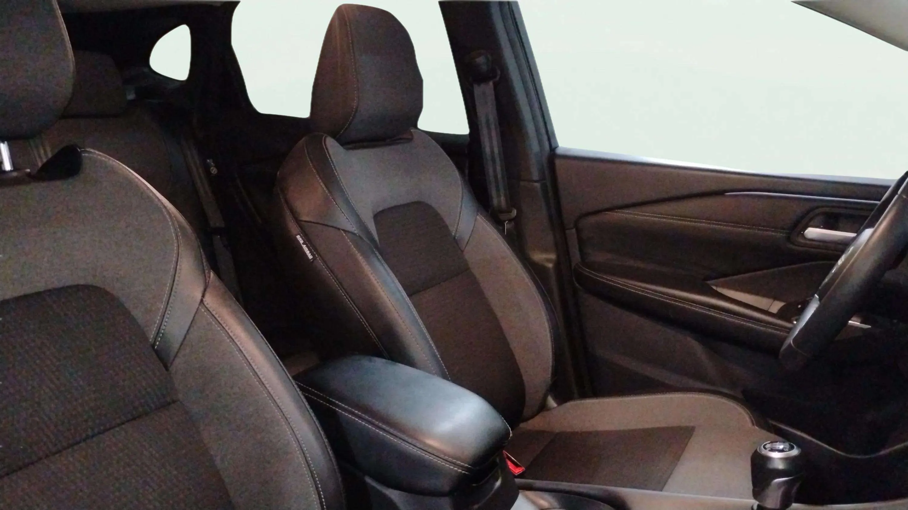 Nissan Qashqai DIG-T N-Connecta - foto 11