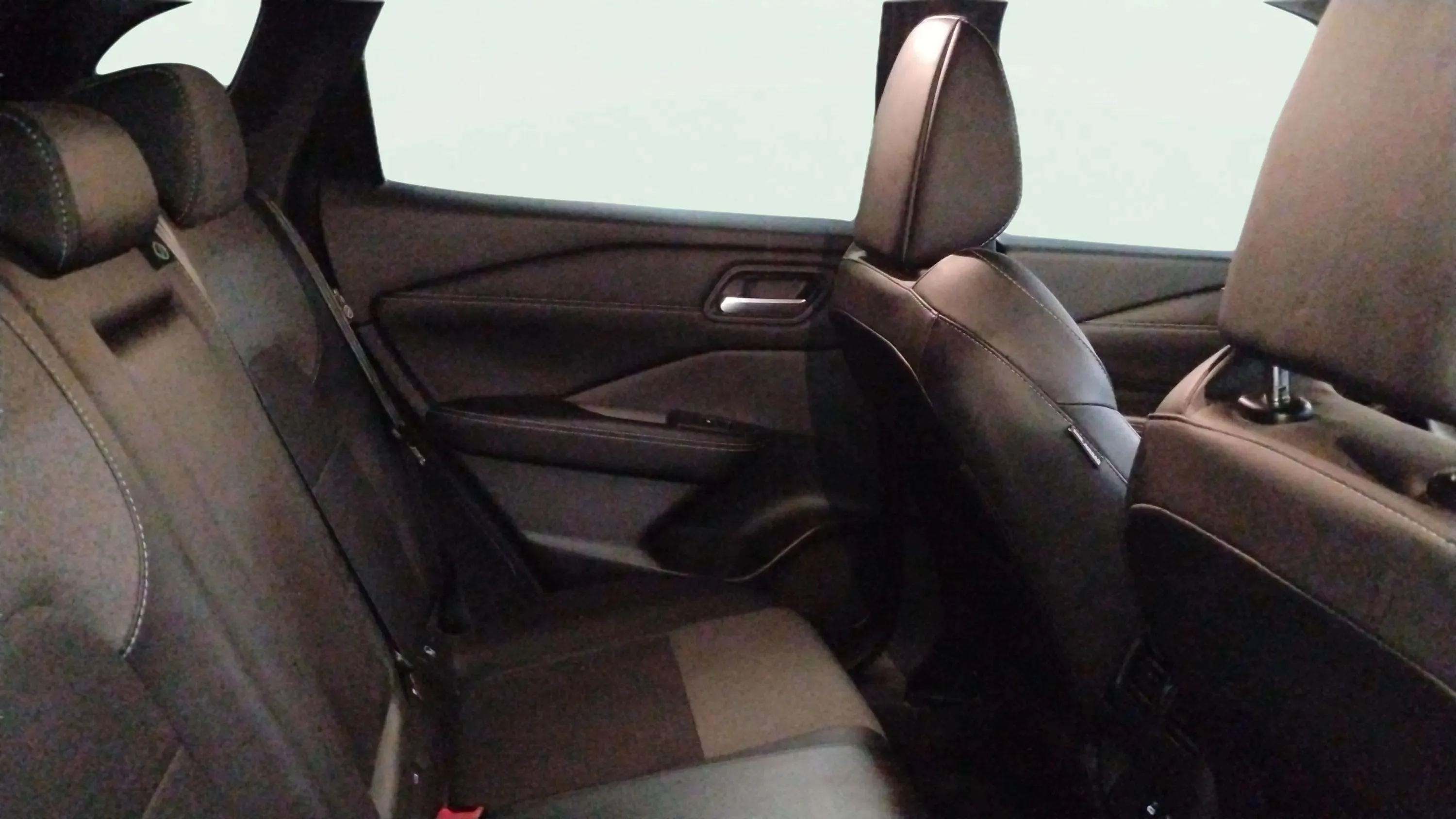 Nissan Qashqai DIG-T N-Connecta - foto 16