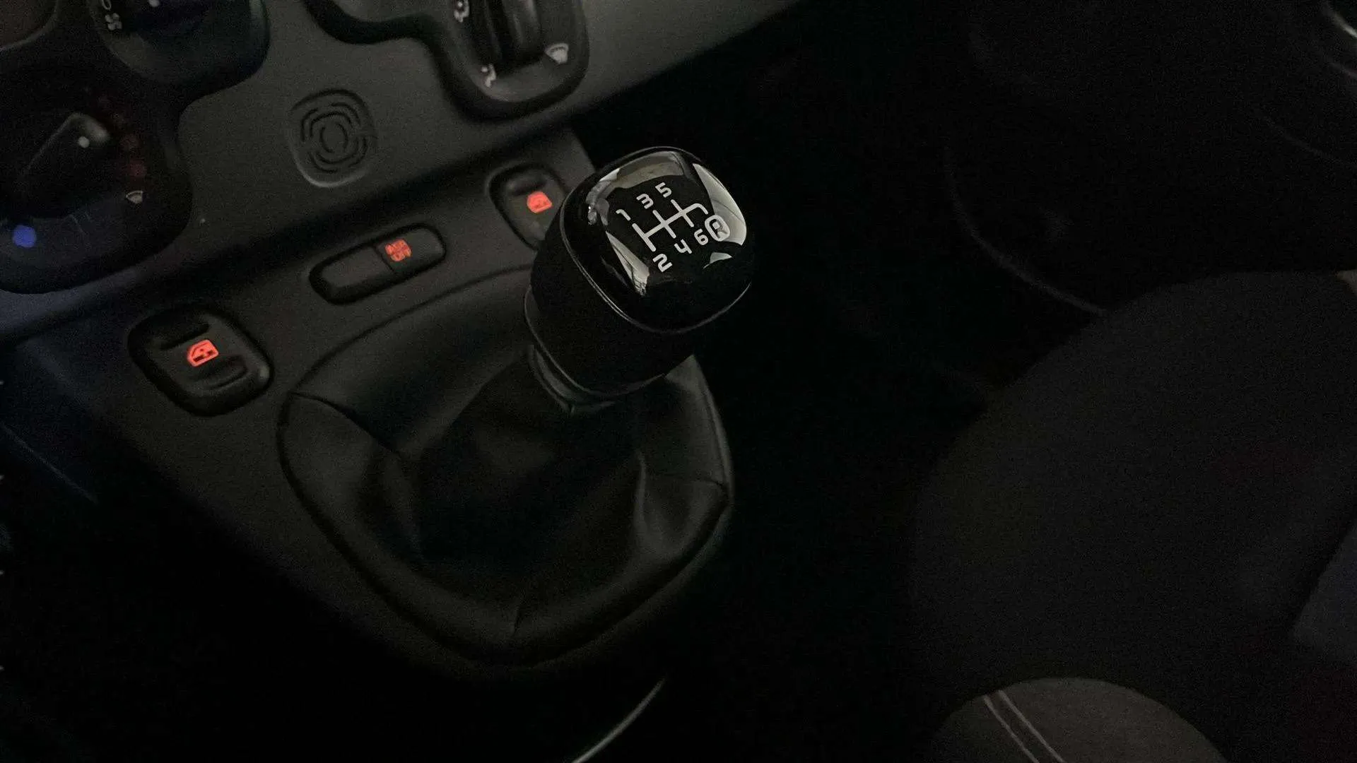 Fiat Panda City Life Hybrid 1.0 Gse - foto 17